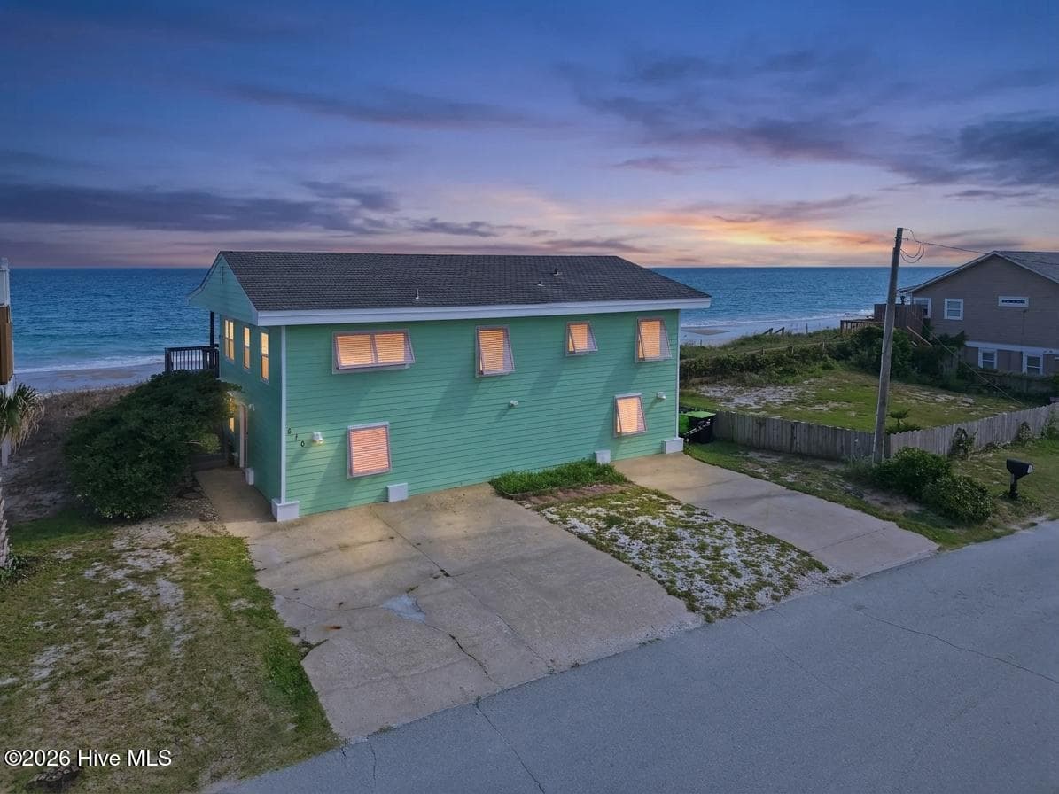 616 N Shore Drive, Surf City, NC 28445