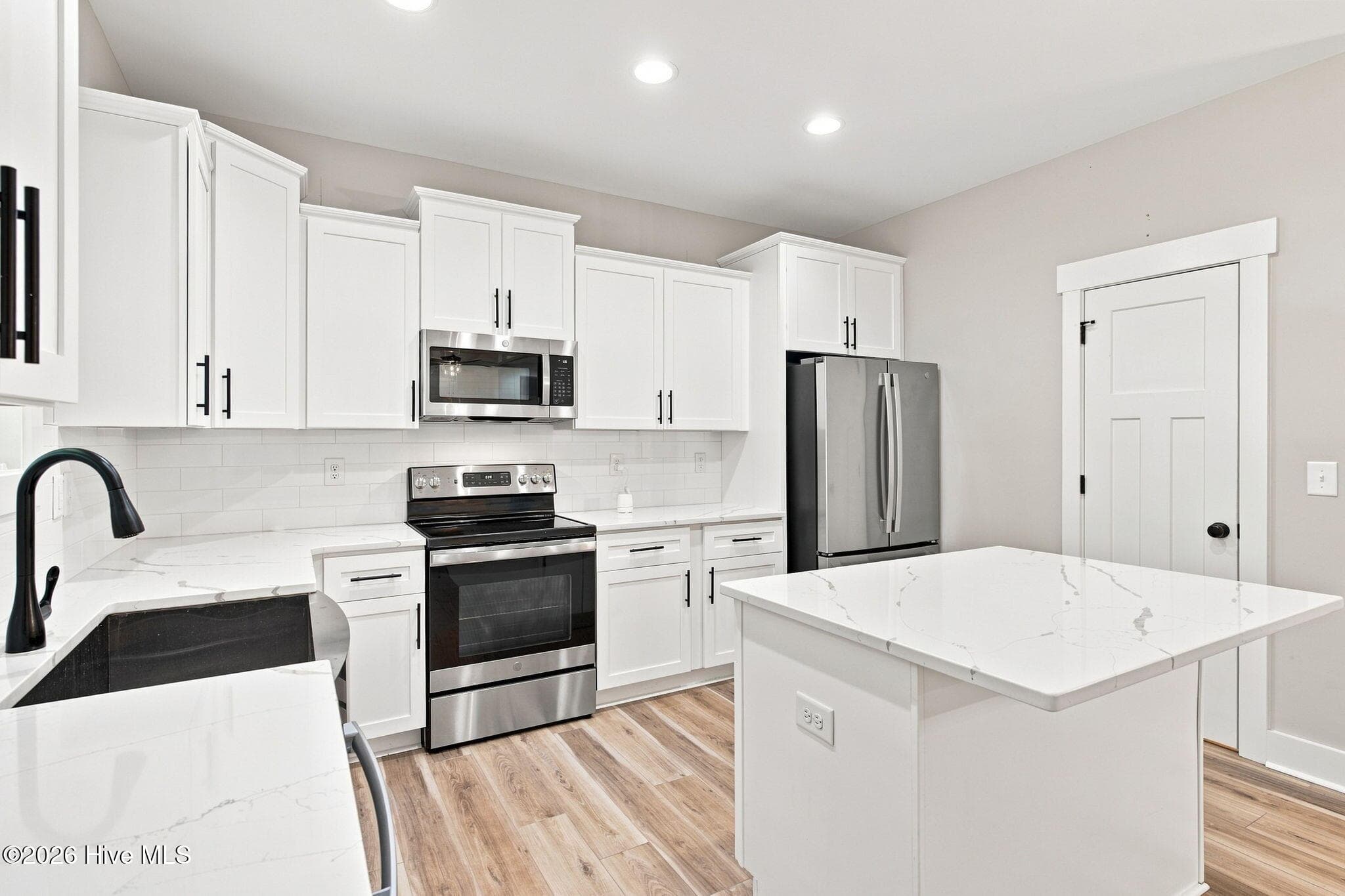 Single Family Residence at 431 Sandlewood Drive NW, Calabash, NC 28467, photo 13 of 55