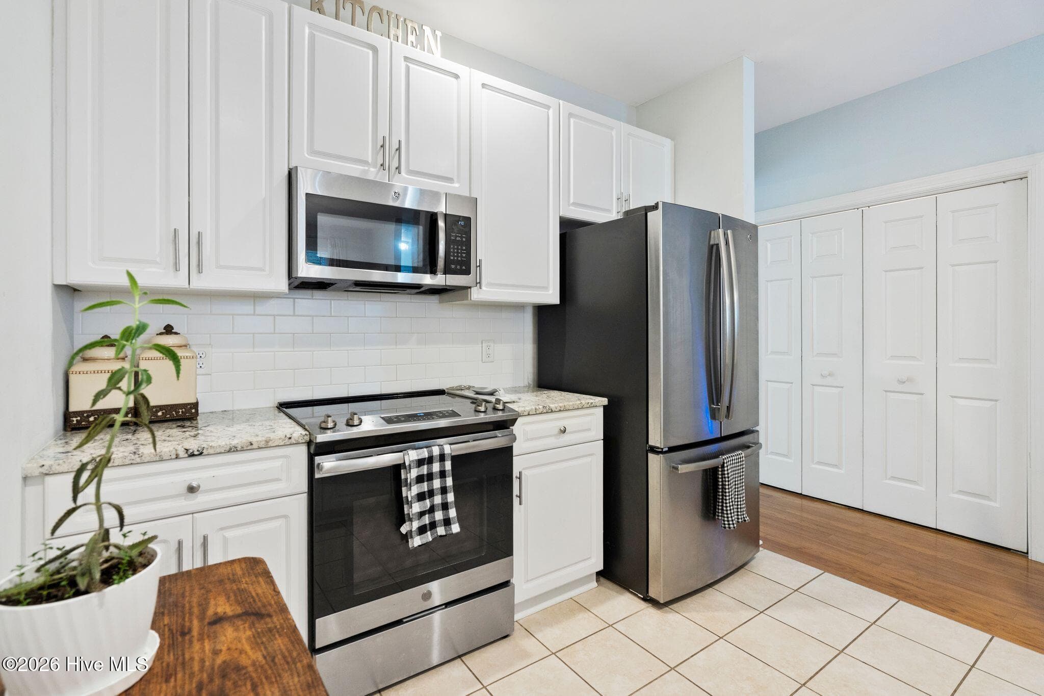 Townhouse at 5813 Wrightsville Avenue Apt 147, Wilmington, NC 28403, photo 18 of 49
