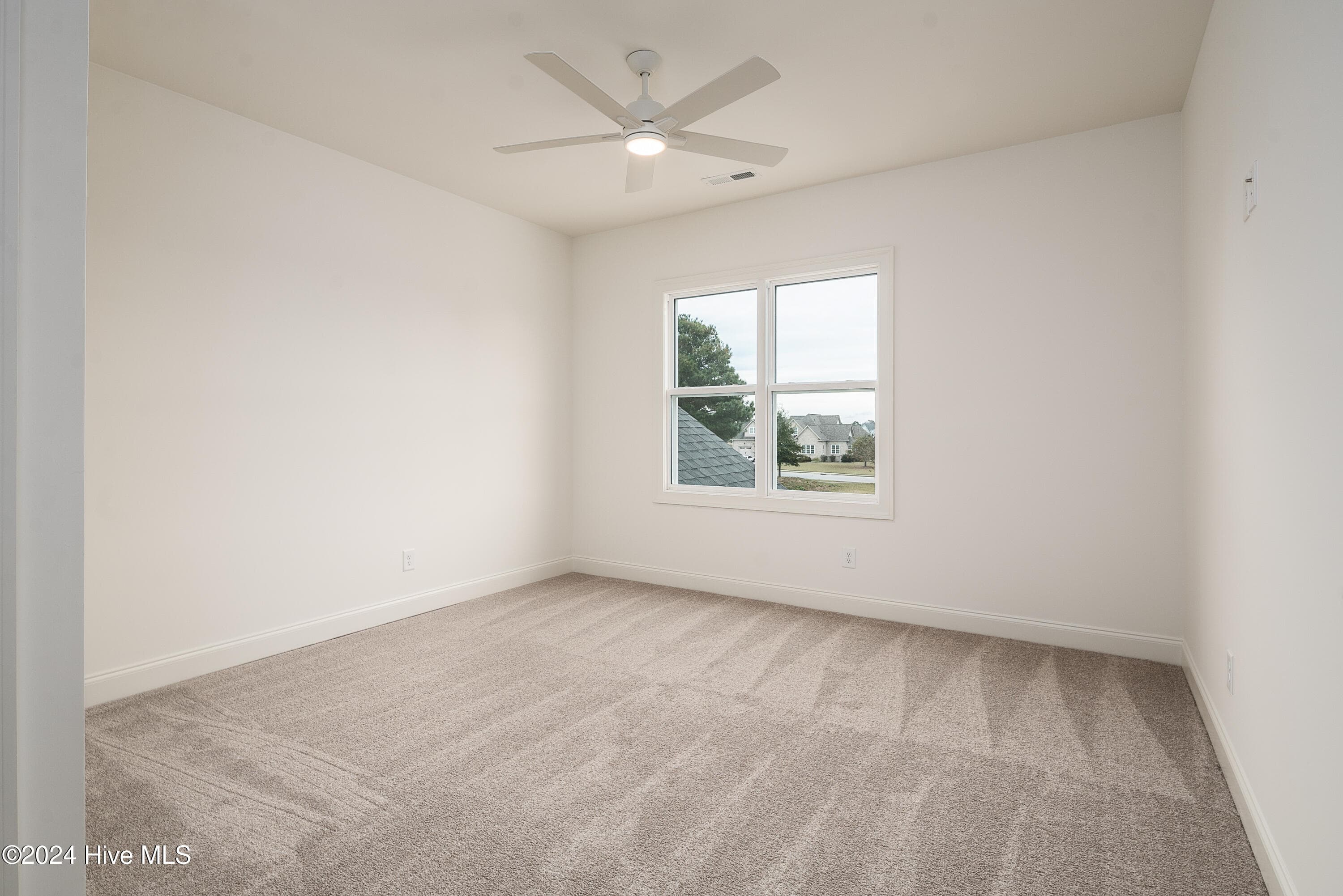 Single Family Residence at 46 Pine Tree Point, Snow Hill, NC 28580, photo 32 of 49
