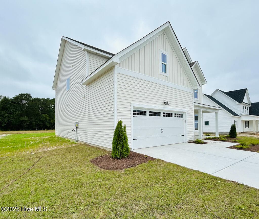 SIMILAR PHOTO - 818 Tupelo Tree Drive, Hubert, NC 28539