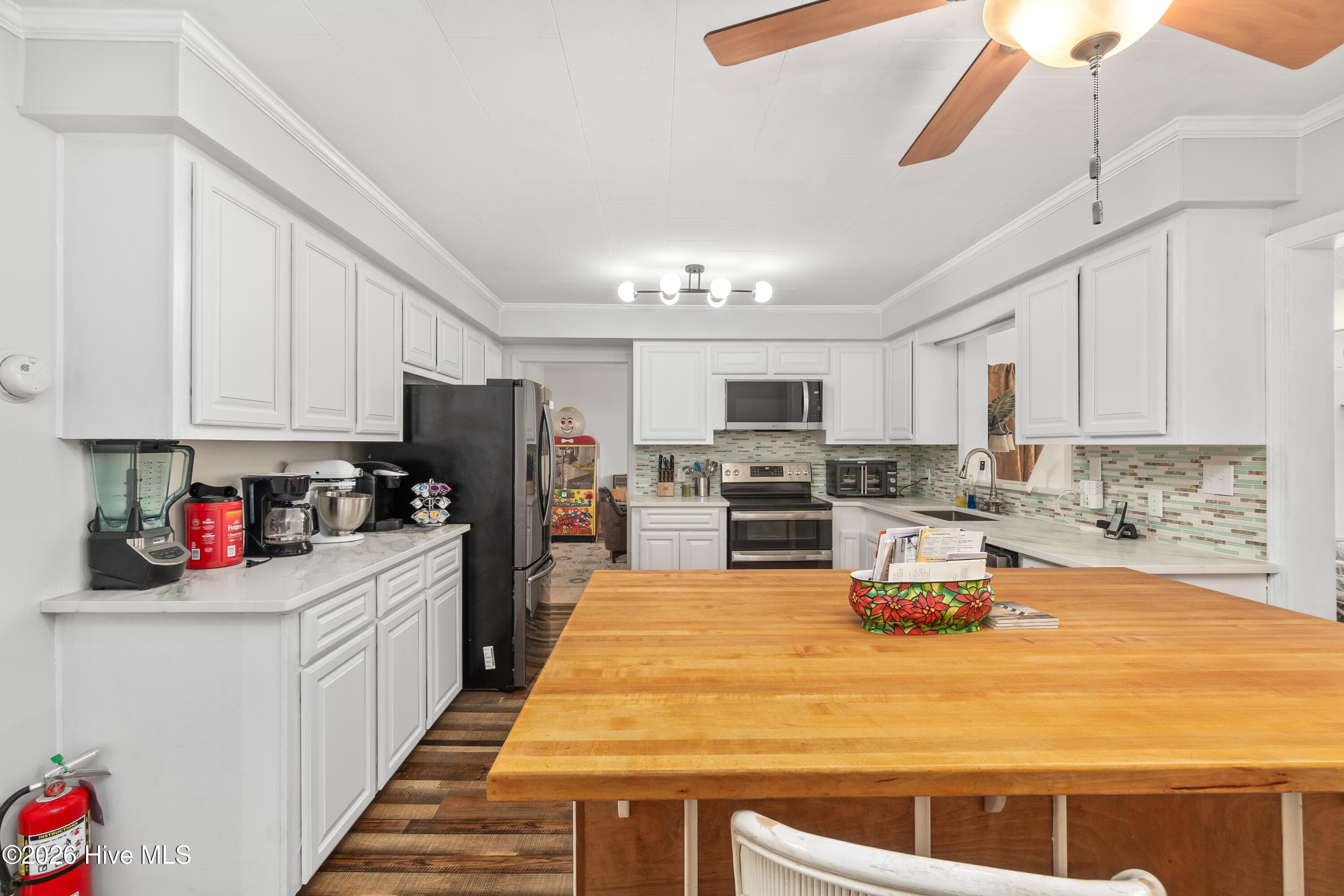Single Family Residence at 82 Cypress Shores Road W, Roper, NC 27970, photo 11 of 54