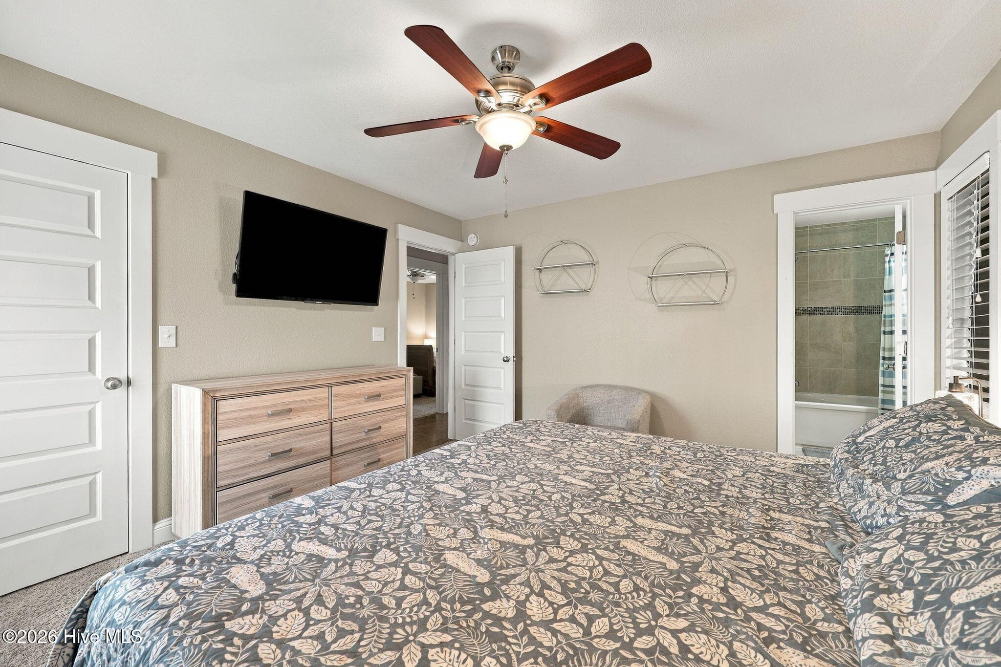 Single Family Residence at 604 W 3rd Street, Kill Devil Hills, NC 27948, photo 25 of 42