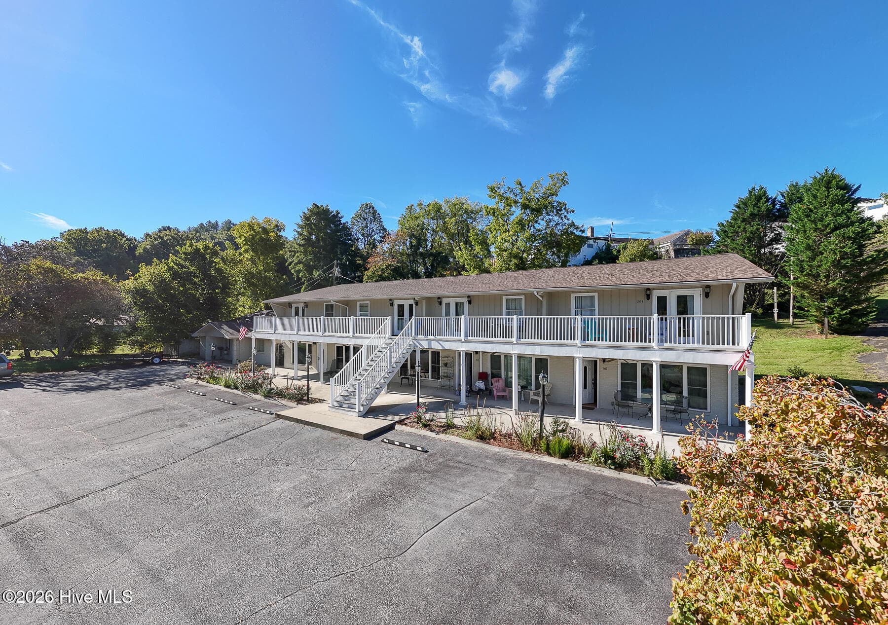 Business at 140 Ford Street, Robbinsville, NC 28771, photo 5 of 77