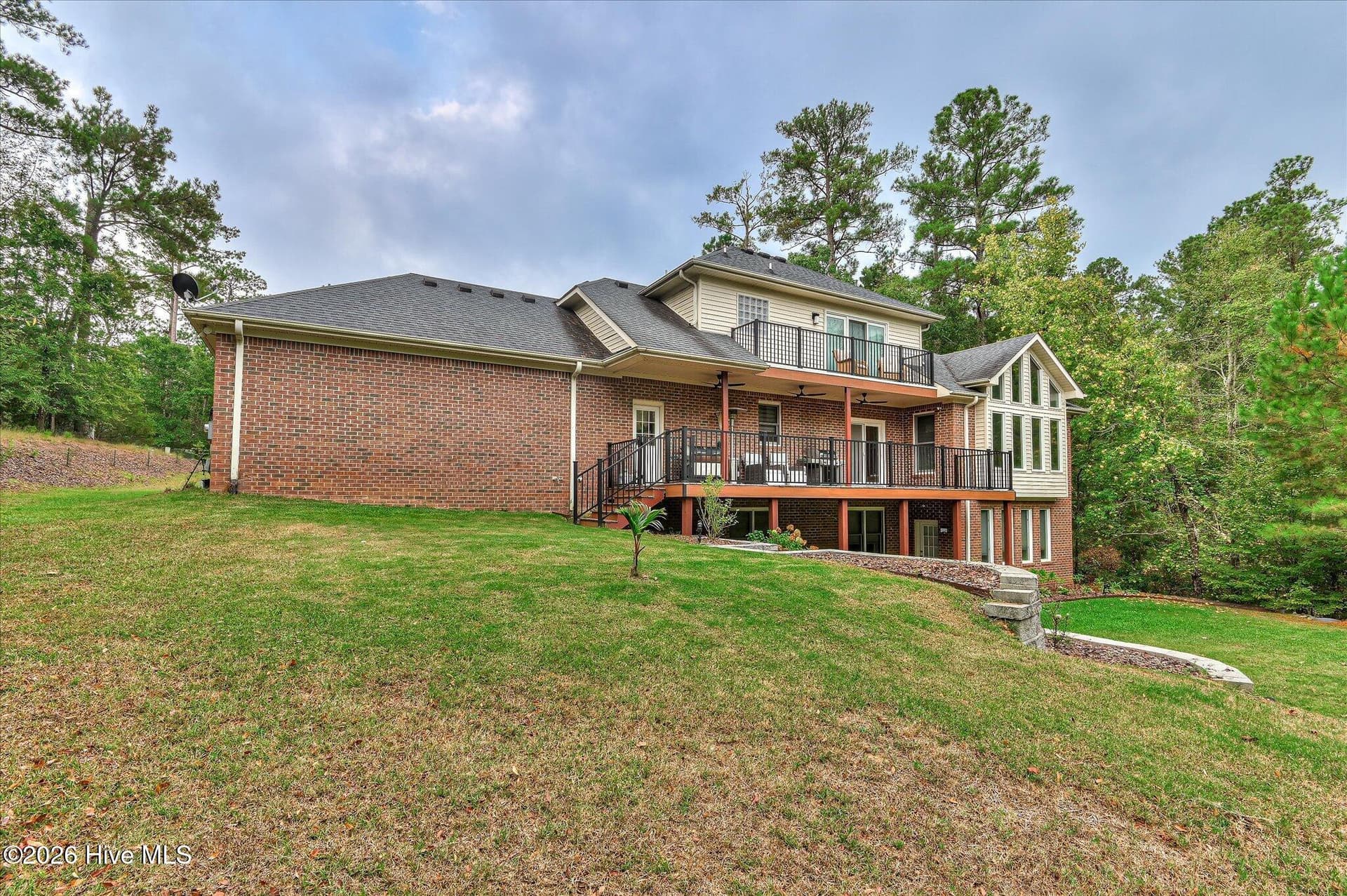 Single Family Residence at 124 Waters Edge Drive, McCormick, SC 29835, photo 4 of 5