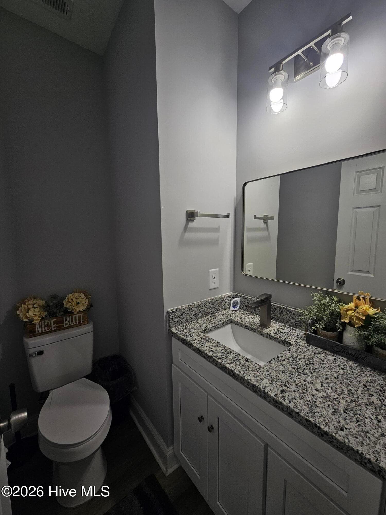 Single Family Residence at 109 Fox Cove Crossing, Jacksonville, NC 28546, photo 8 of 24
