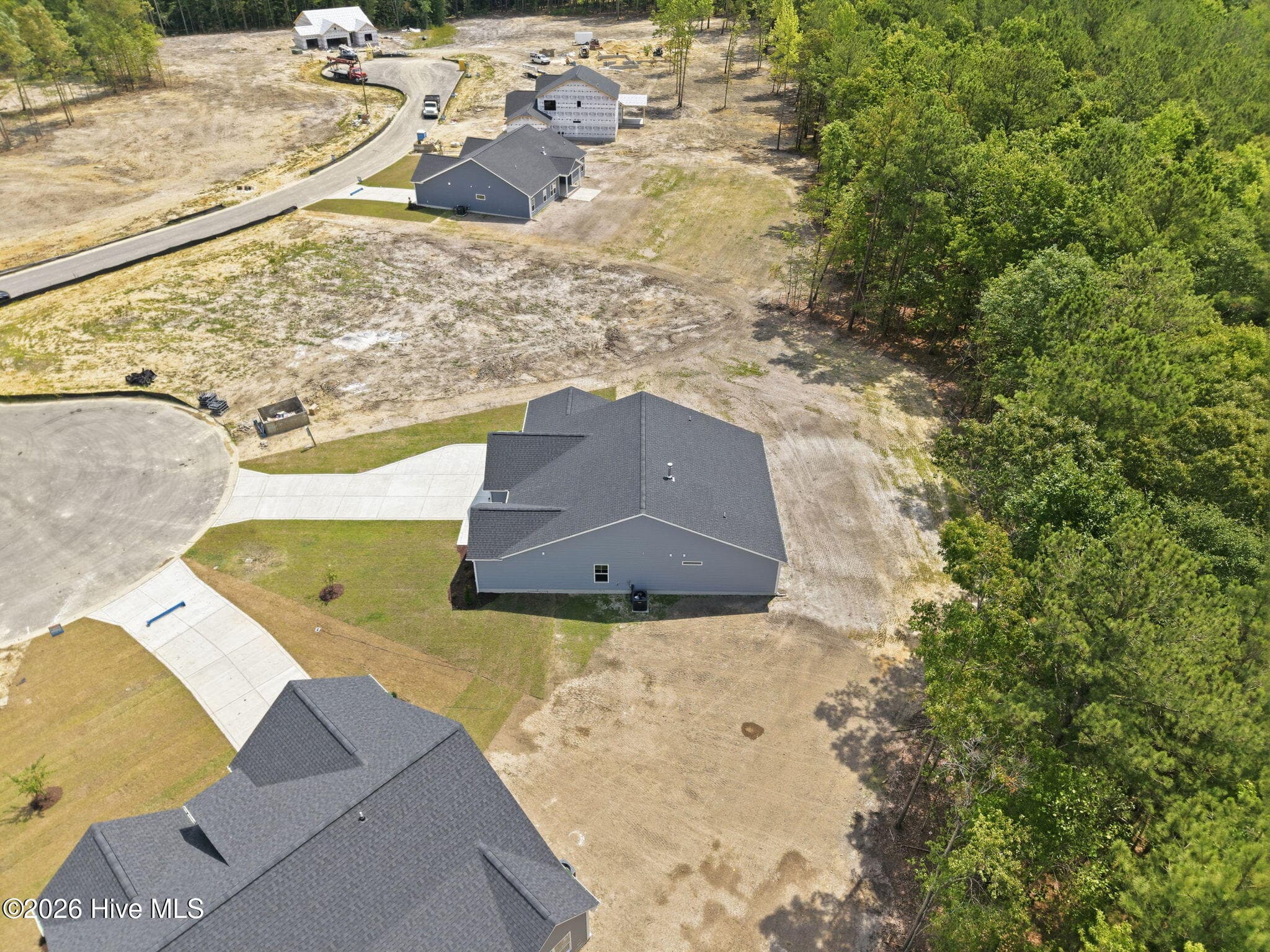 Single Family Residence at 3003 Tucker Hill Drive, Grimesland, NC 27837, photo 2 of 2