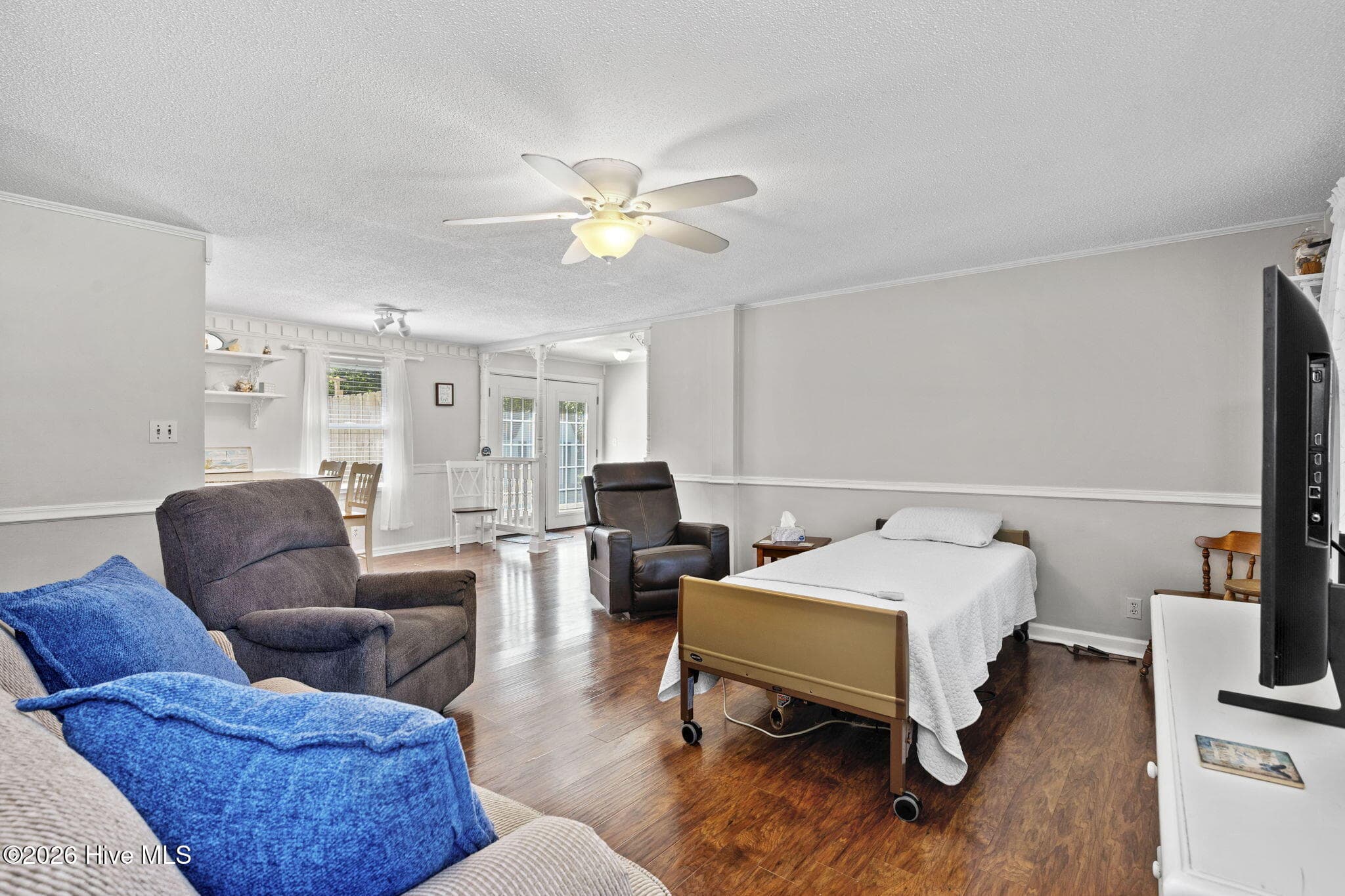 Single Family Residence at 2912 Newport Circle, Newport, NC 28570, photo 10 of 43