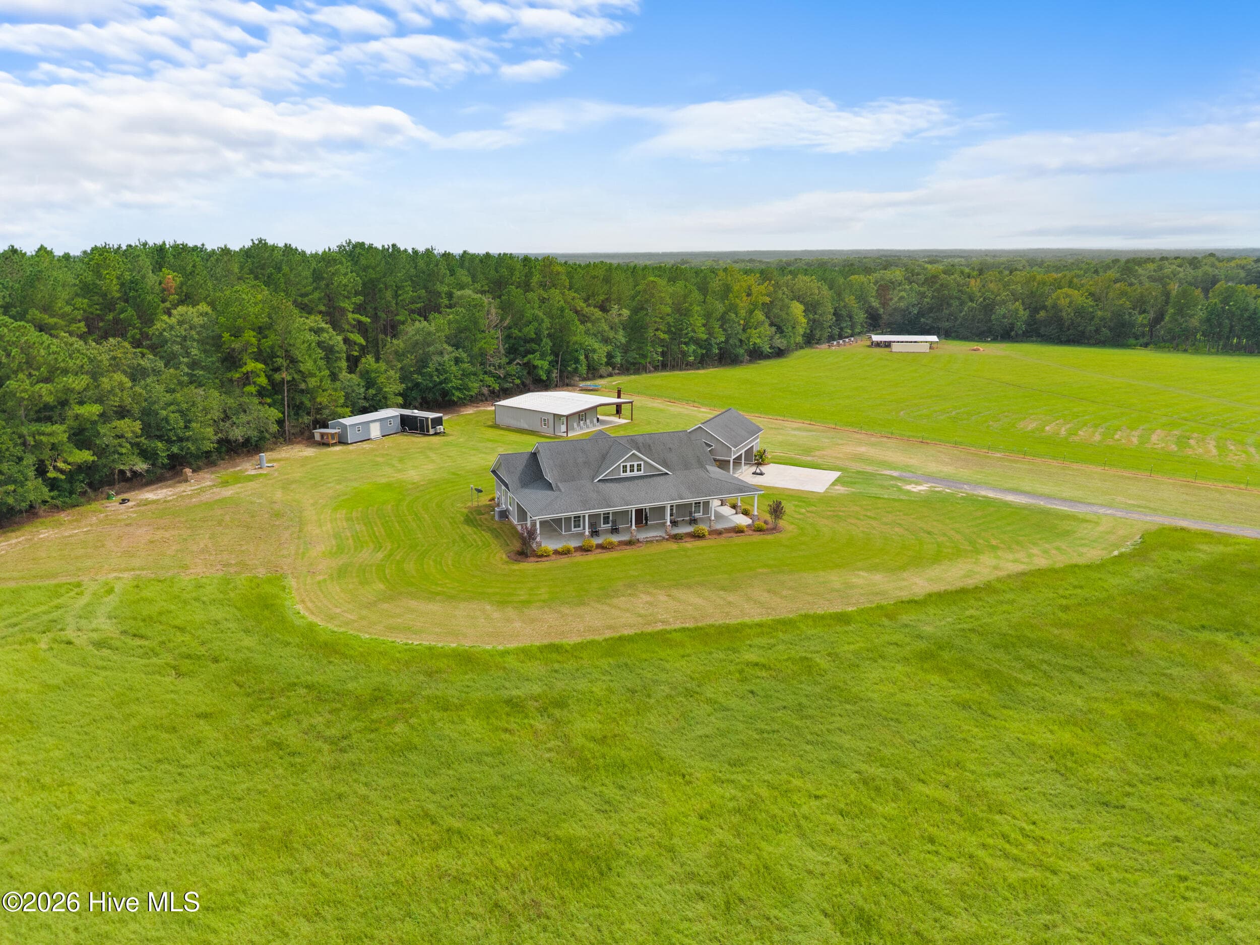 Single Family Residence at 3964 GA Hwy 17 S, Millen, GA 30442, photo 14 of 56