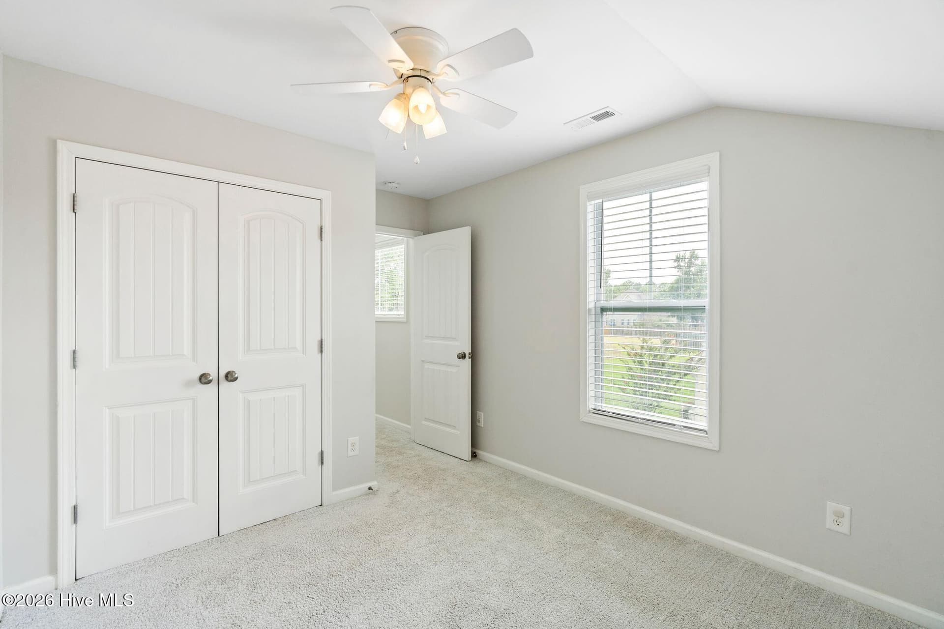 Single Family Residence at 115 Bunchberry Court, Hampstead, NC 28443, photo 34 of 54