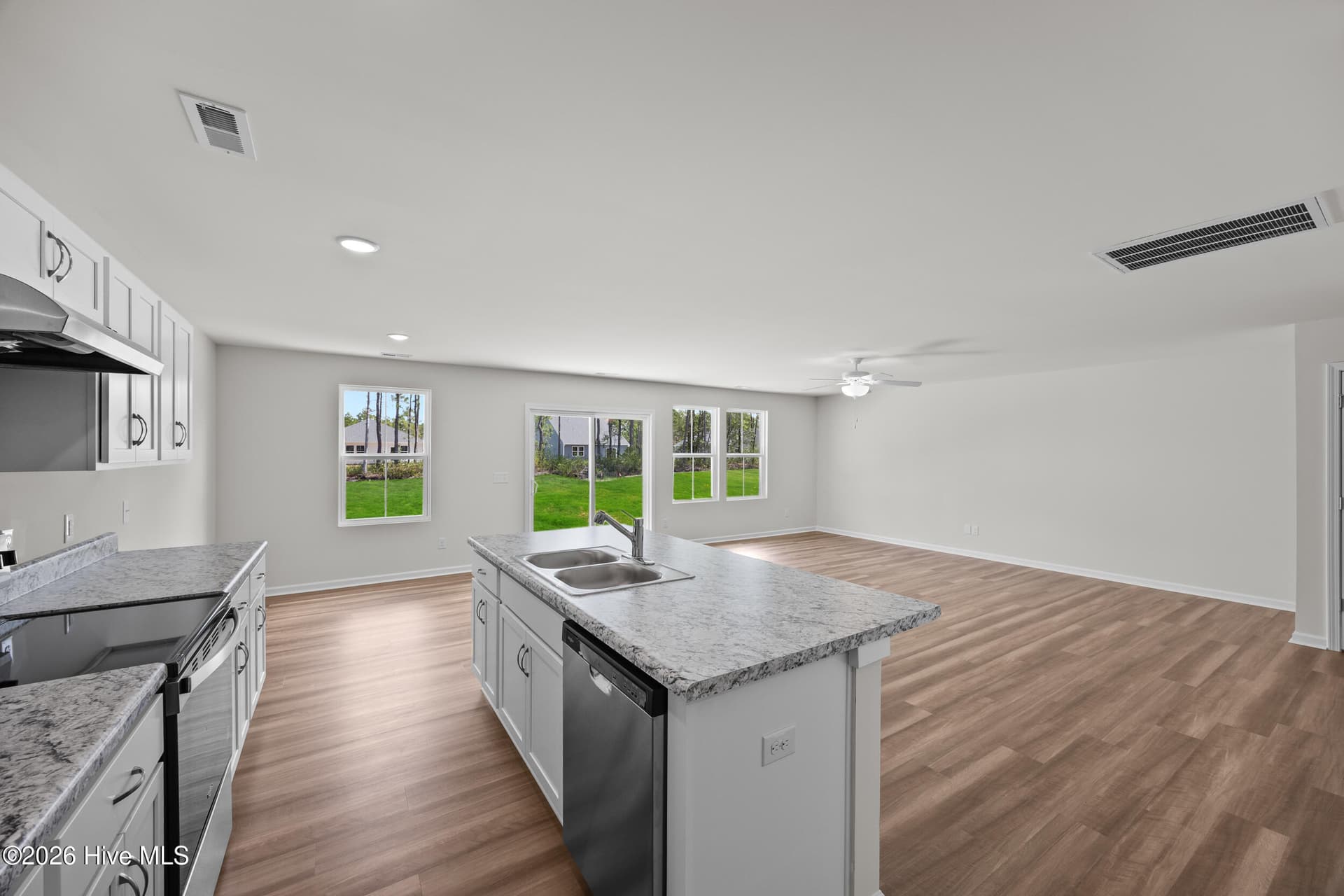 Single Family Residence at 941 Plymouth Road 174, Boiling Spring Lakes, NC 28461, photo 14 of 80