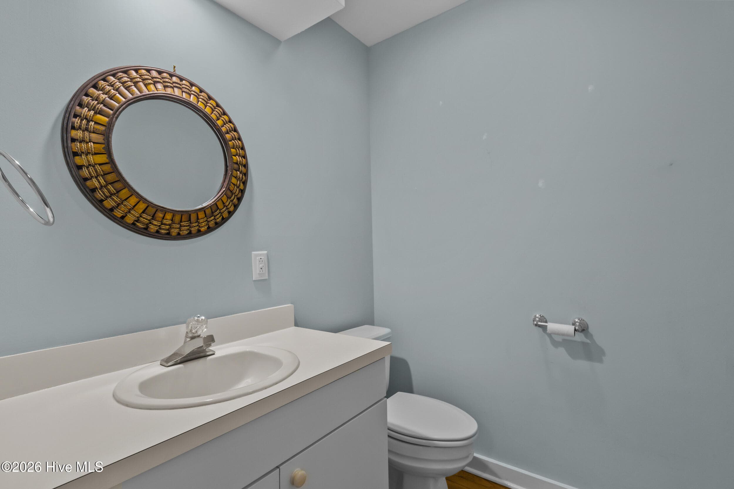 1/2 bath - 5 Batts Hill Road, New Bern, NC 28562
