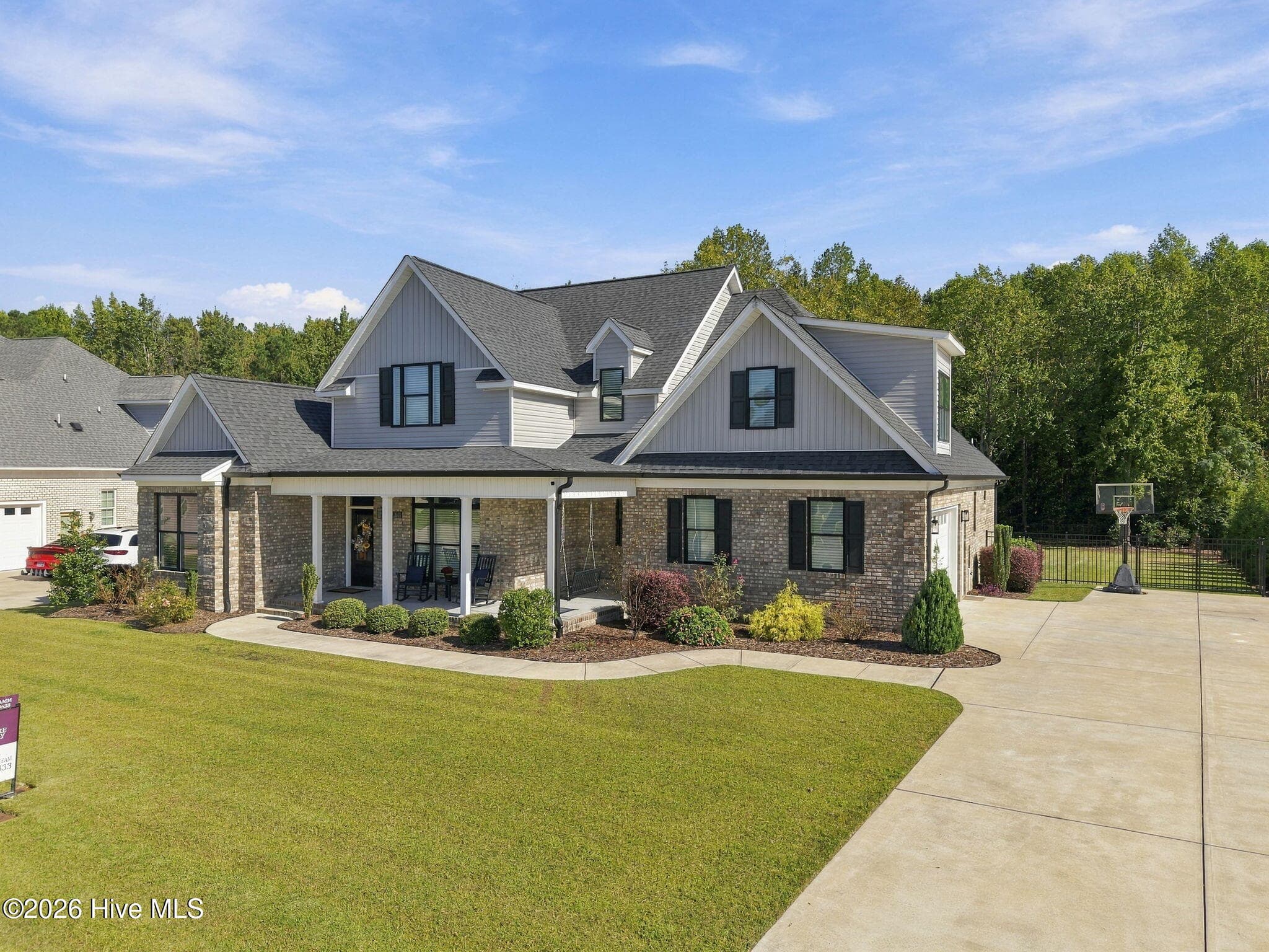Single Family Residence at 2040 Sedbrook Lane, Winterville, NC 28590, photo 4 of 65