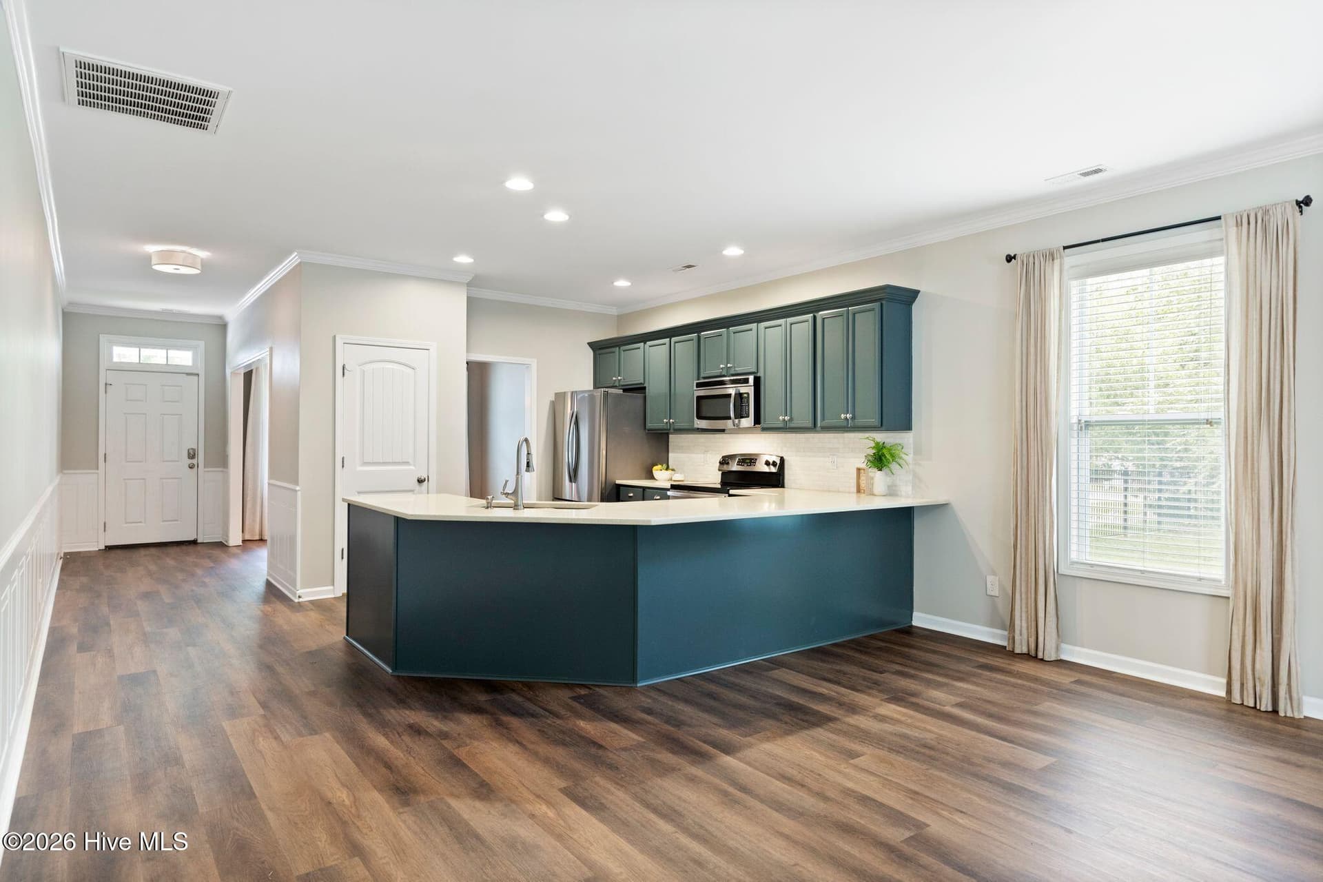 Single Family Residence at 115 Bunchberry Court, Hampstead, NC 28443, photo 17 of 54
