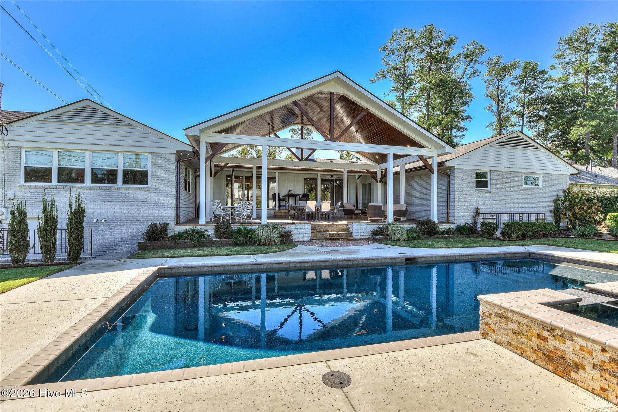 Single Family Residence at 3025 Park Avenue, Augusta, GA 30909, photo 2 of 74