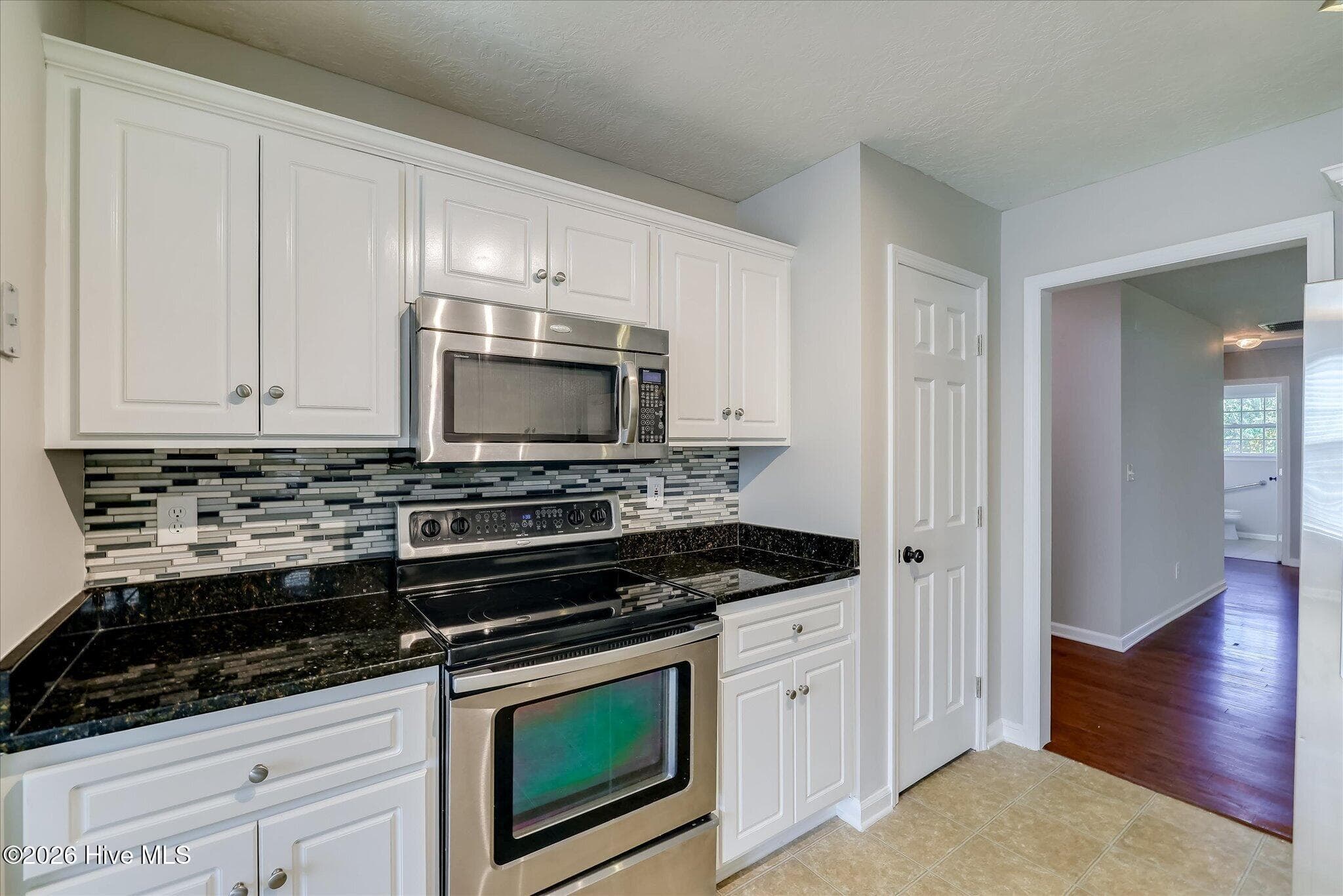 Single Family Residence at 5308 Pleasant Pointe Drive, Warrenville, SC 29851, photo 15 of 38