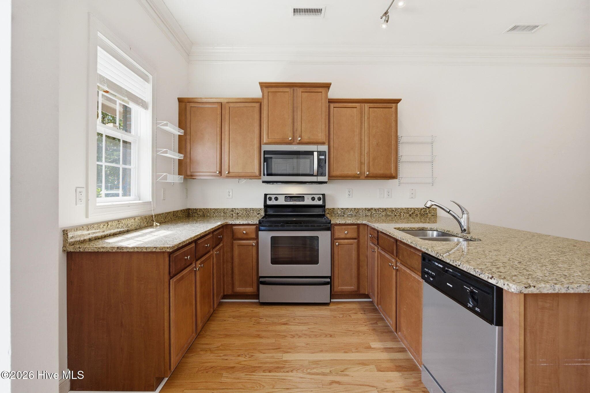 Townhouse at 5106 Exton Park Loop, Castle Hayne, NC 28429, Castle Hayne, photo 14 of 43