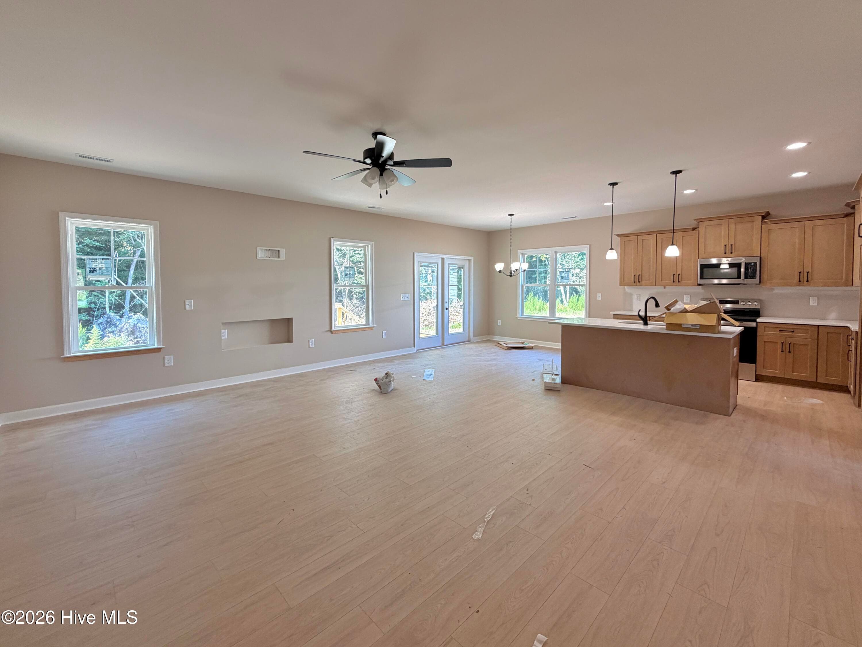Single Family Residence at 3704 Huntcliff Drive, La Grange, NC 28551, photo 15 of 100