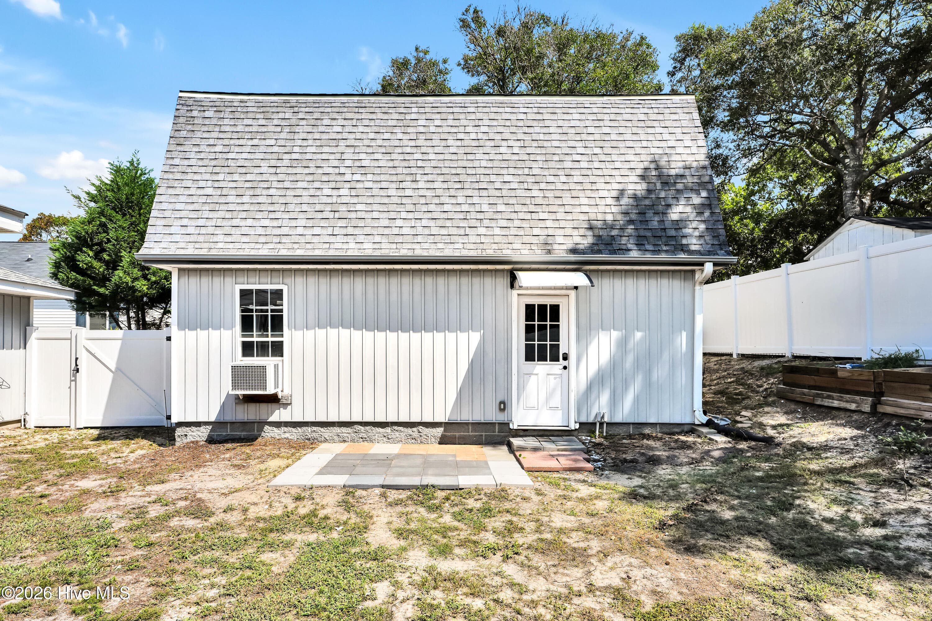Single Family Residence at 114 NE 8th St, Oak Island, NC 28465, photo 35 of 49