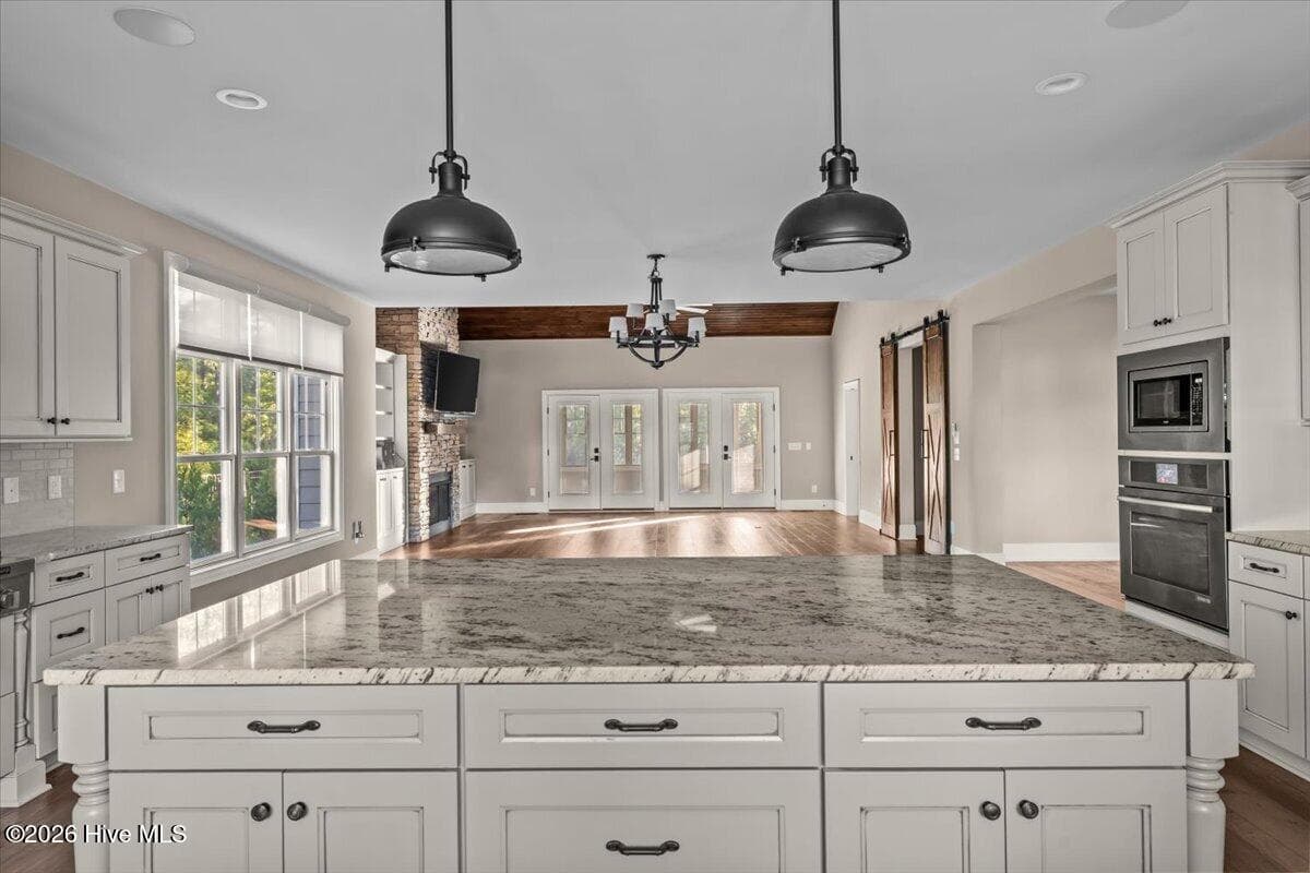 Single Family Residence at 102 Gilbert Court, Pinehurst, NC 28374, photo 11 of 70