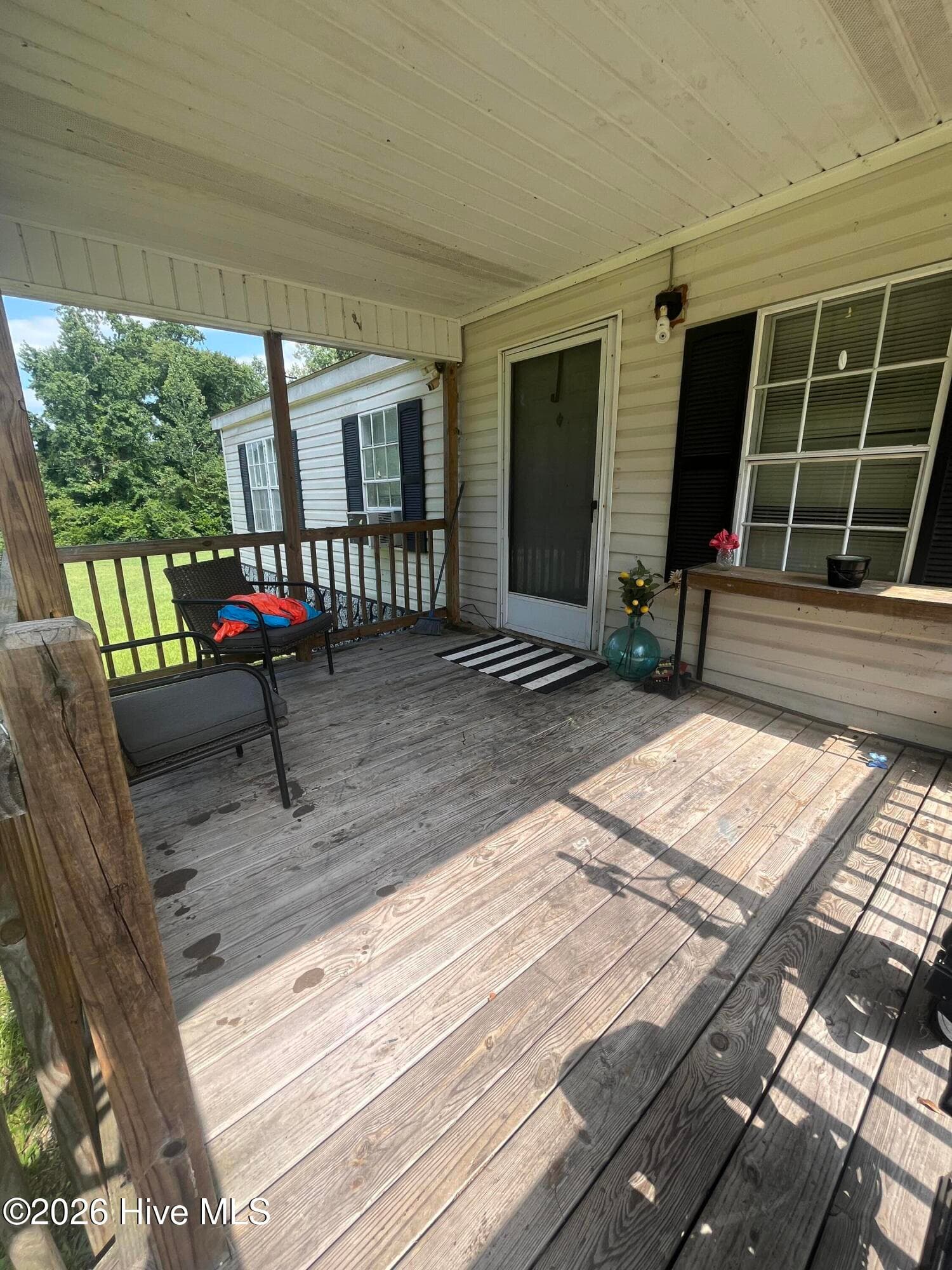 Manufactured Home at 126 Spring Road, Blenheim, SC 29516, photo 3 of 17