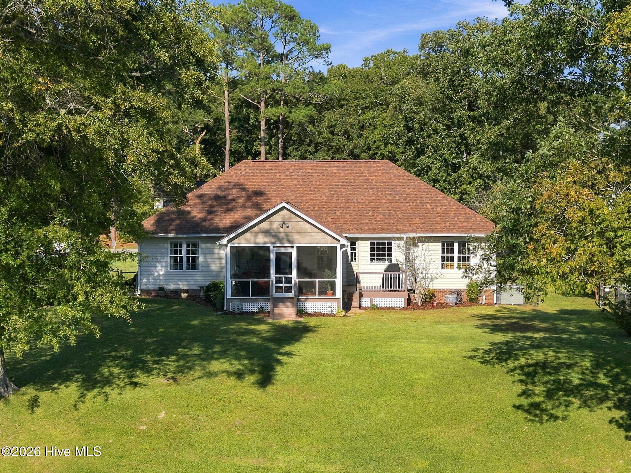 Single Family Residence at 106 Arbor Drive, Washington, NC 27889, photo 7 of 48