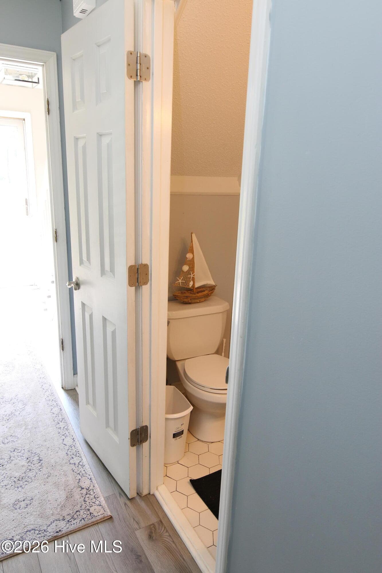Single Family Residence at 329 S Wedgewood Drive, Washington, NC 27889, photo 19 of 35