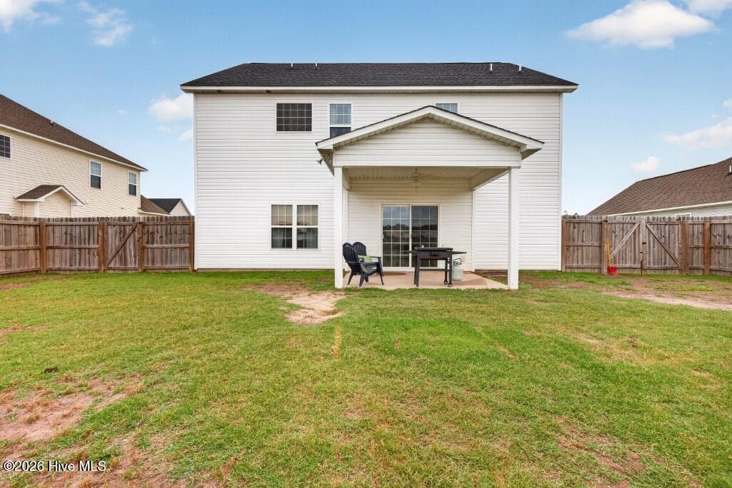 Single Family Residence at 377 Water Wagon Trail, Jacksonville, NC 28546, photo 26 of 40