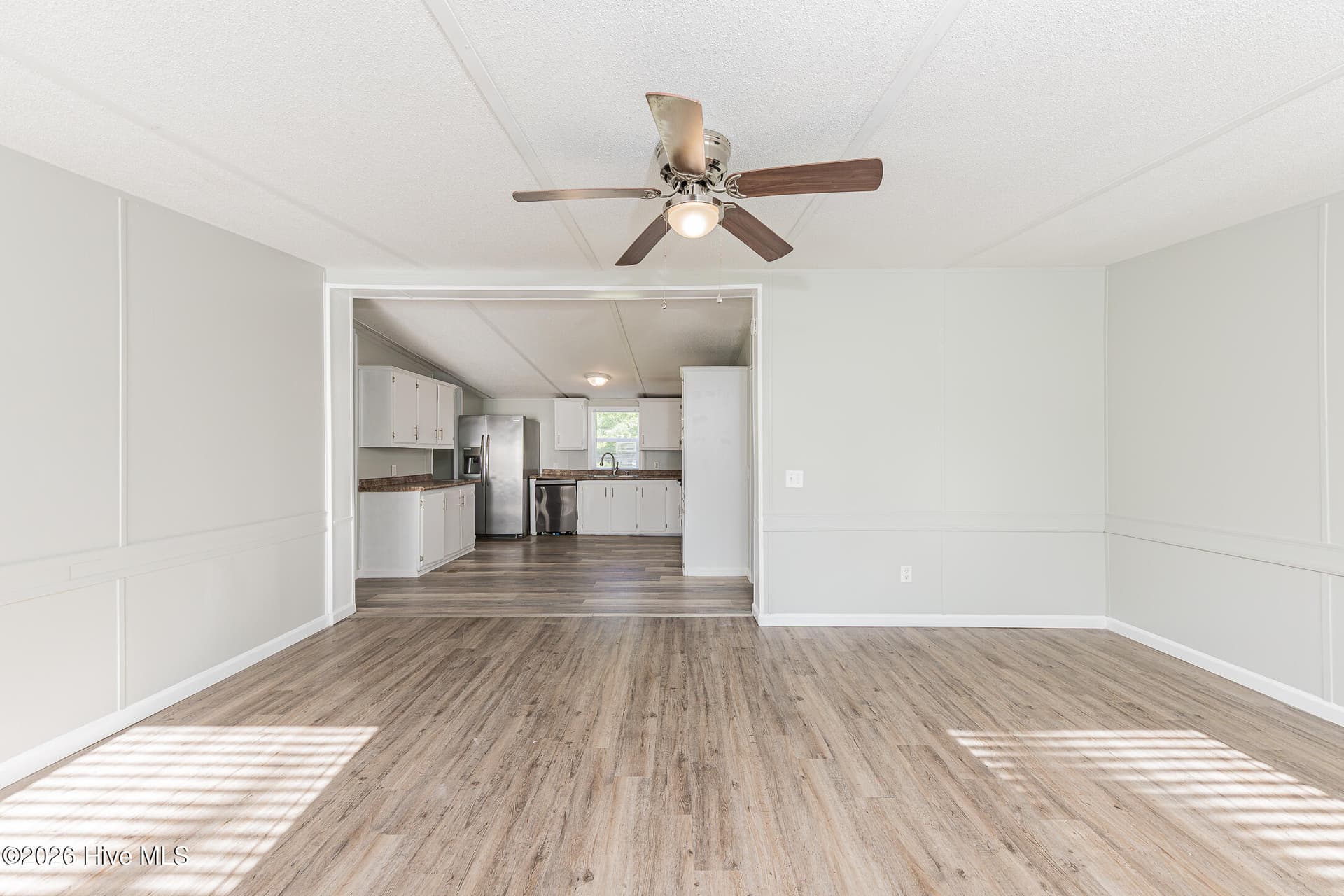 Manufactured Home at 122 Woodbrook Drive, Midway Park, NC 28544, photo 26 of 47