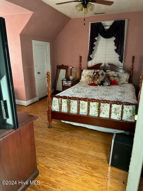 Single Family Residence at 301 W Pittsylvania Street, Halifax, NC 27839, photo 8 of 21