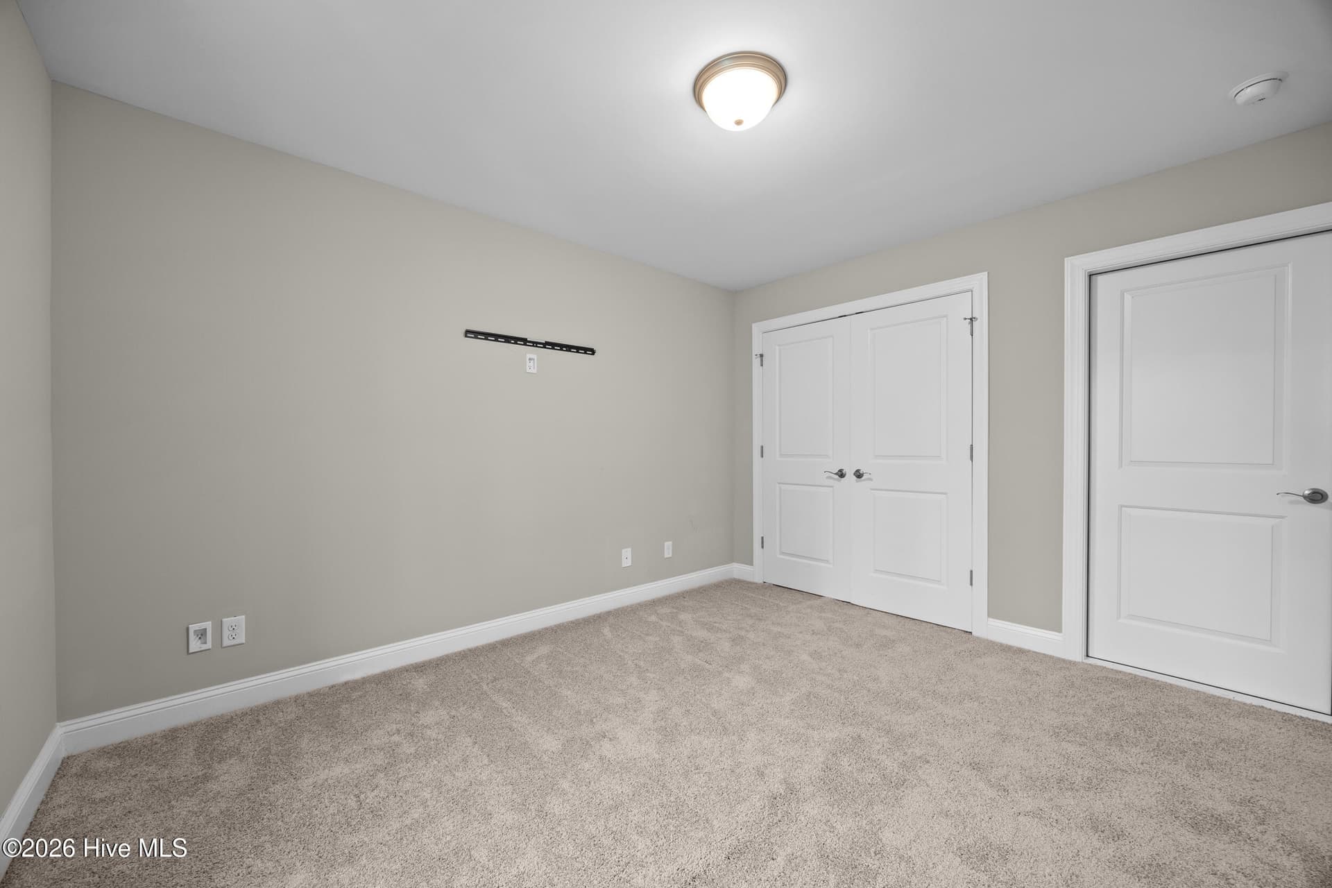 Single Family Residence at 330 Crown Pointe Drive, Hampstead, NC 28443, photo 41 of 51