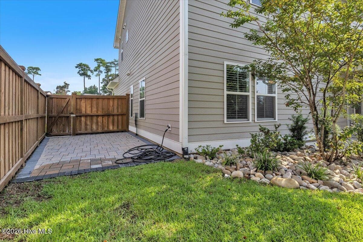 Single Family Residence at 504 Beaumont Oaks Drive, Wilmington, NC 28411, photo 57 of 83