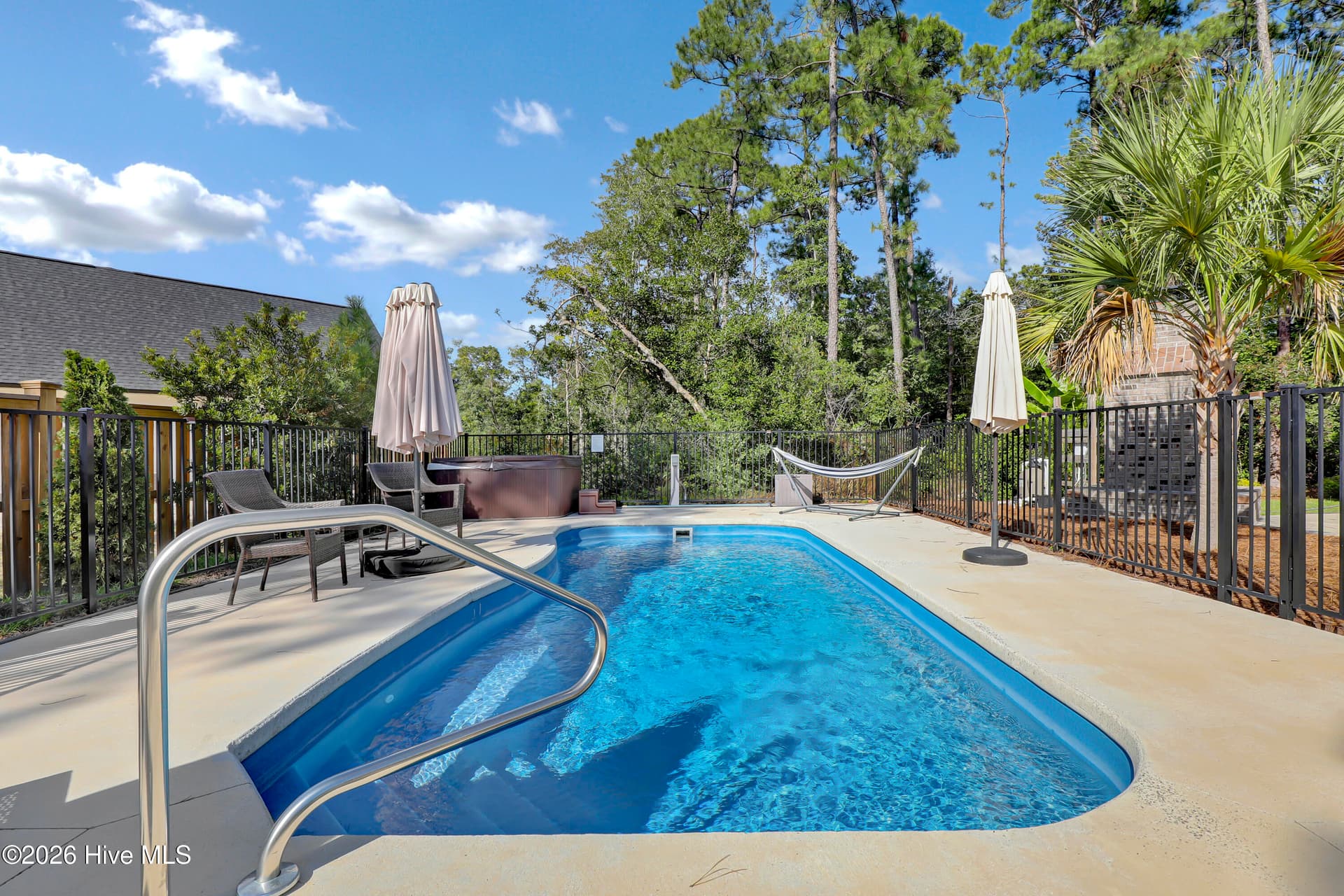 Single Family Residence at 2005 Country Club Drive, Hampstead, NC 28443, photo 38 of 66