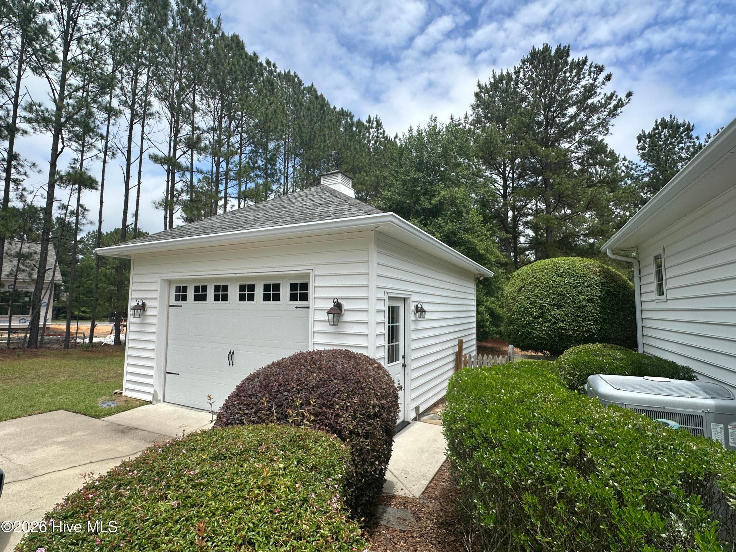 Single Family Residence at 139 Broken Ridge Trail, West End, NC 27376, photo 12 of 94