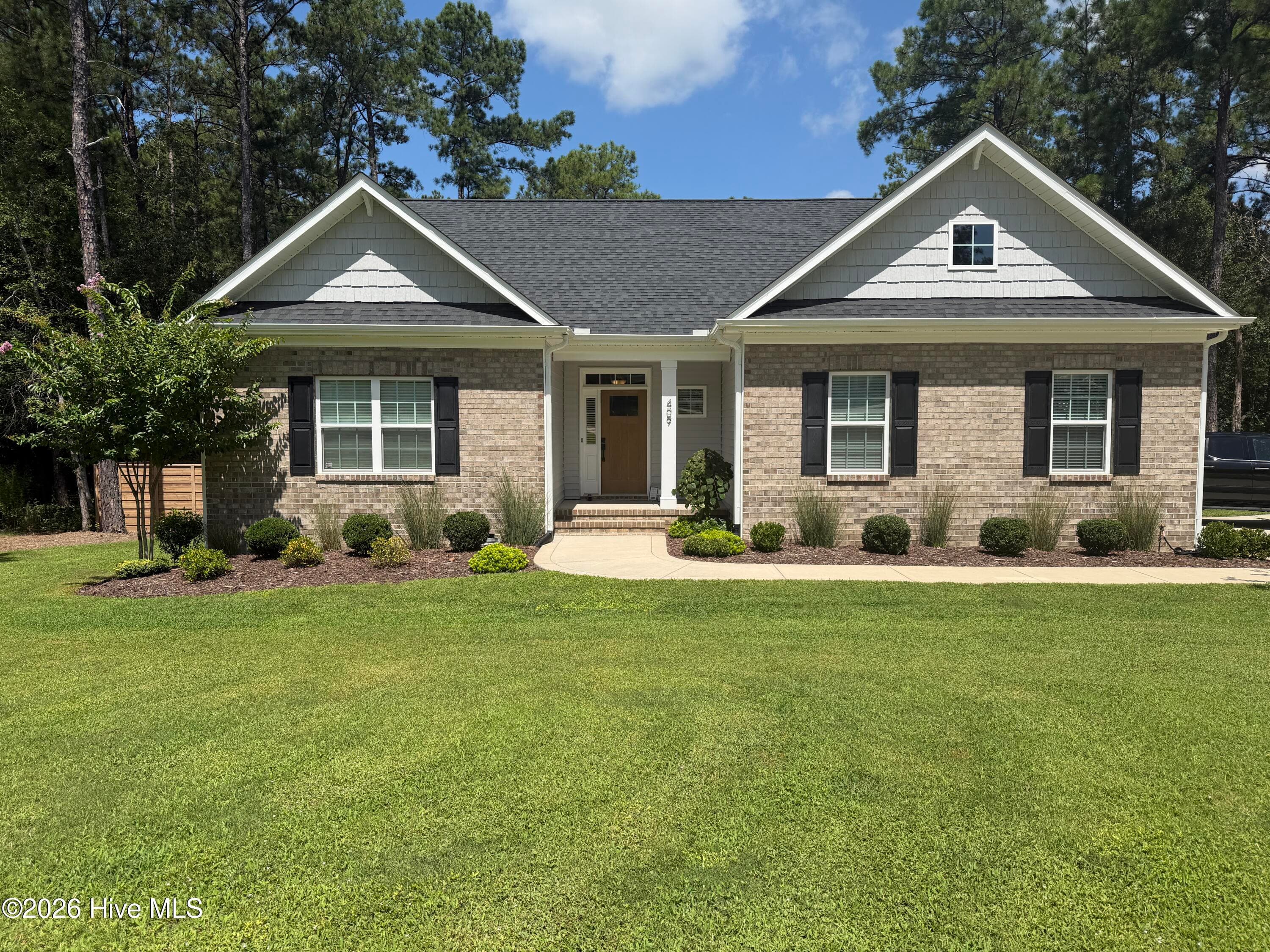 Single Family Residence at 409 Piney Oak Drive, Carthage, NC 28327, photo 3 of 61
