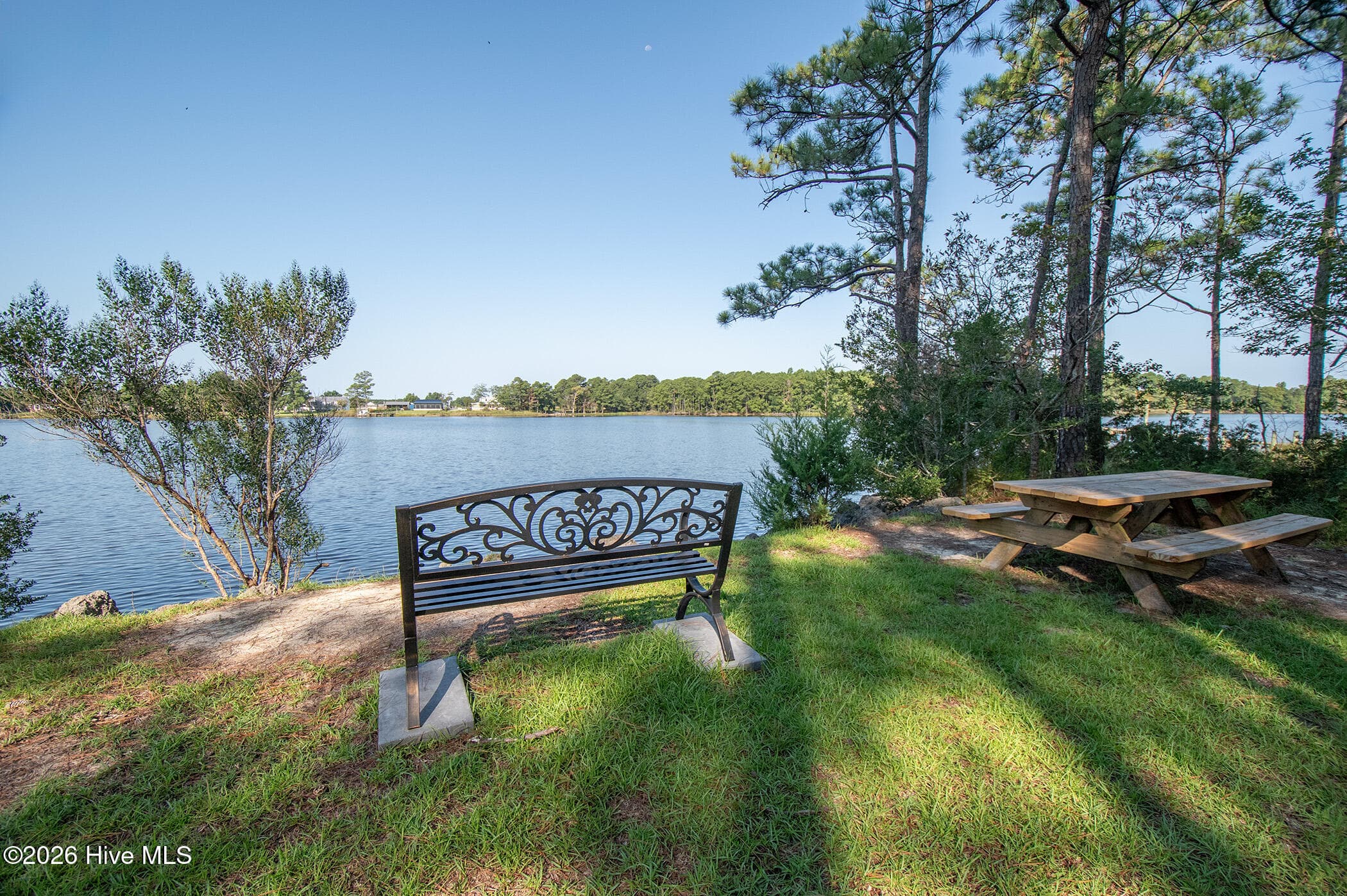 Single Family Residence at 305 Augusta Court, Havelock, NC 28532, photo 9 of 54