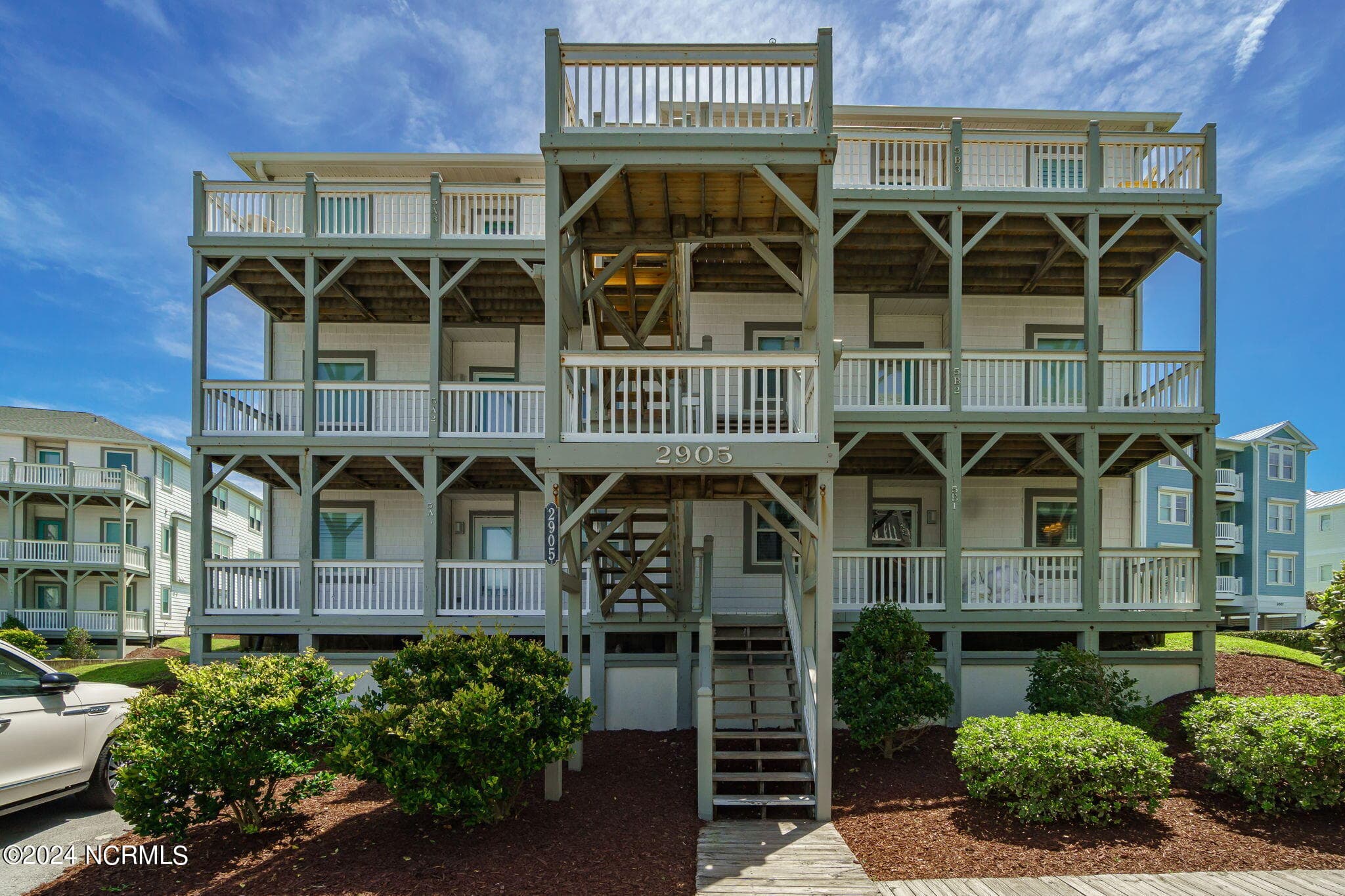 Condominium at 2905 Pointe West Drive B1 Pier Pointe, Emerald Isle, NC 28594, photo 6 of 43