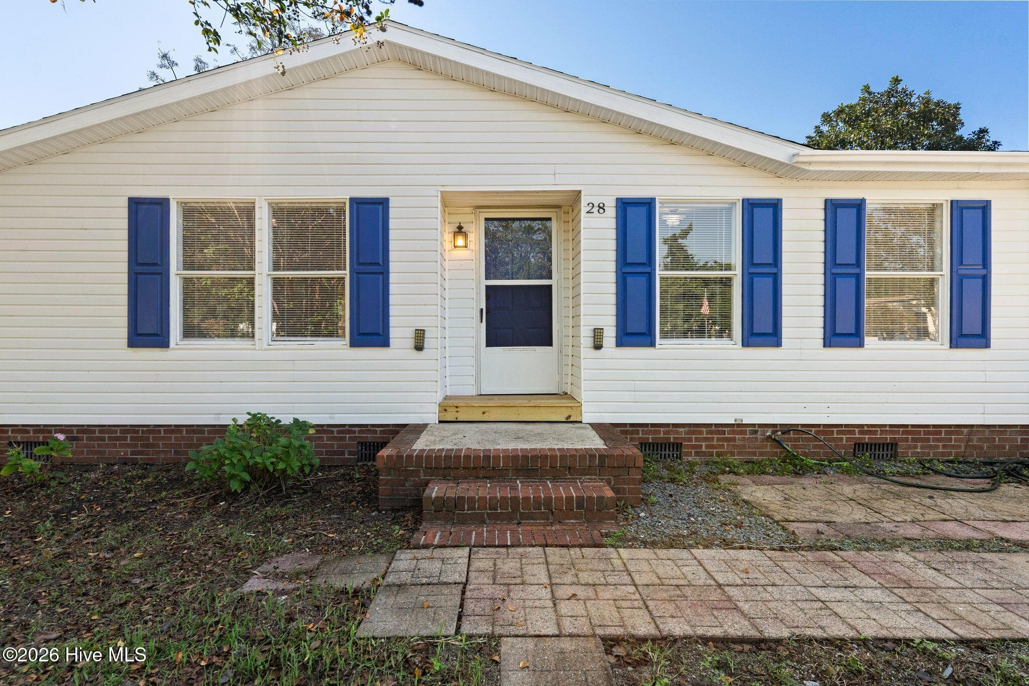 Manufactured Home at 6140 Carolina Beach Road Trlr 28, Wilmington, NC 28412, photo 7 of 54