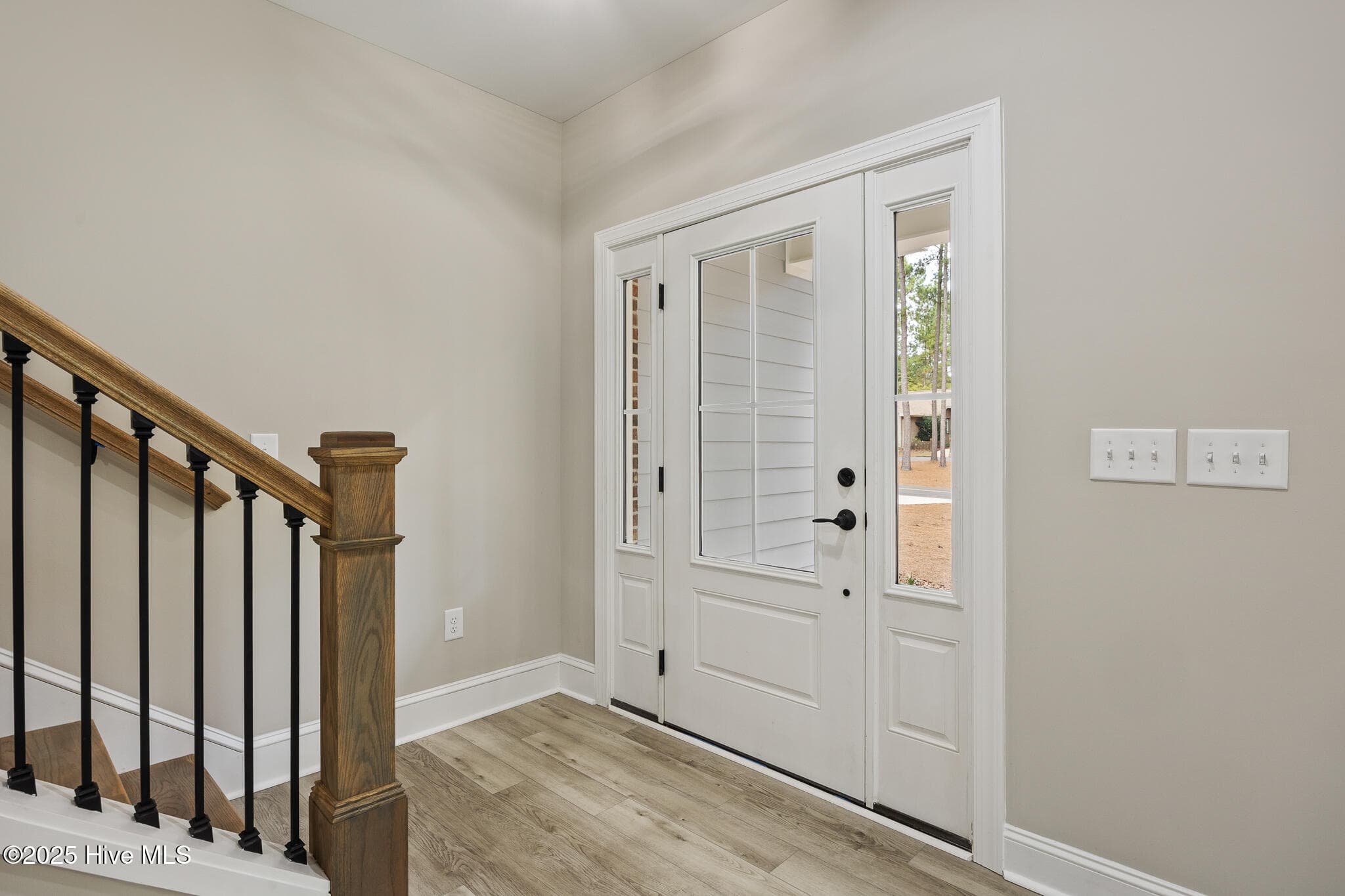 Single Family Residence at 284 Longleaf Drive, West End, NC 27376, photo 6 of 39