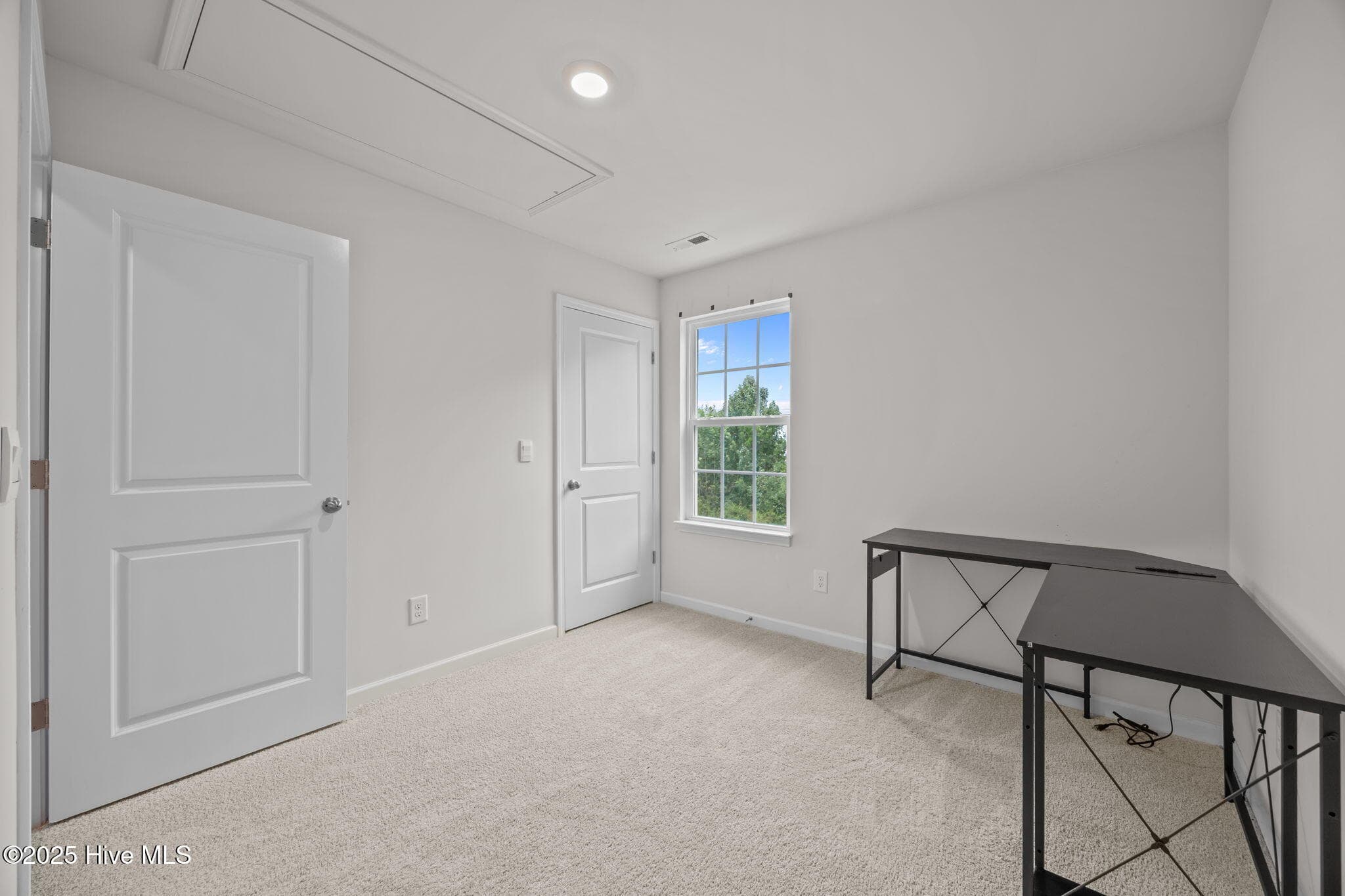 Single Family Residence at 1324 S Wilshire Court, Kinston, NC 28504, photo 29 of 53