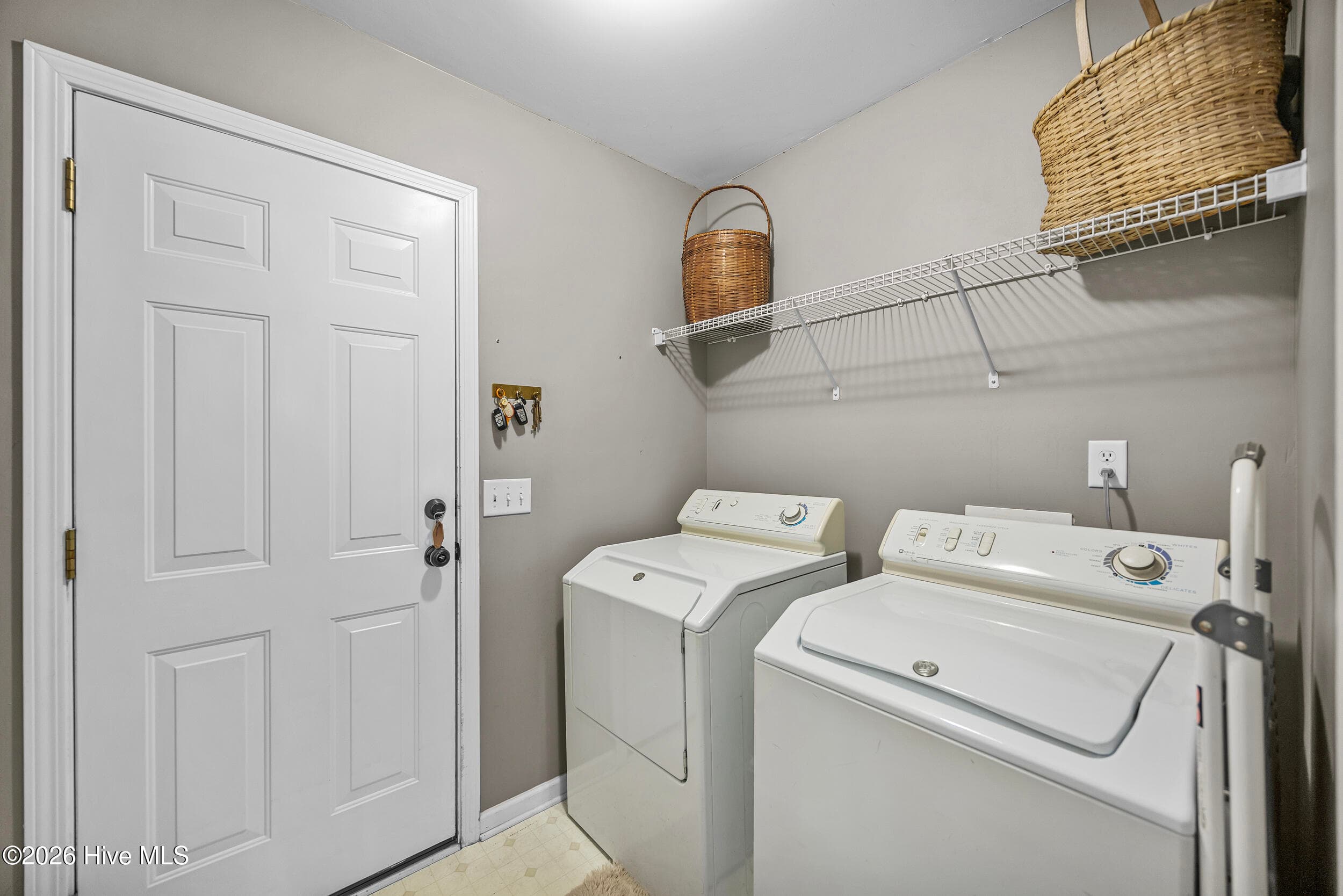 Single Family Residence at 2731 Country Club Drive, Hampstead, NC 28443, photo 27 of 54