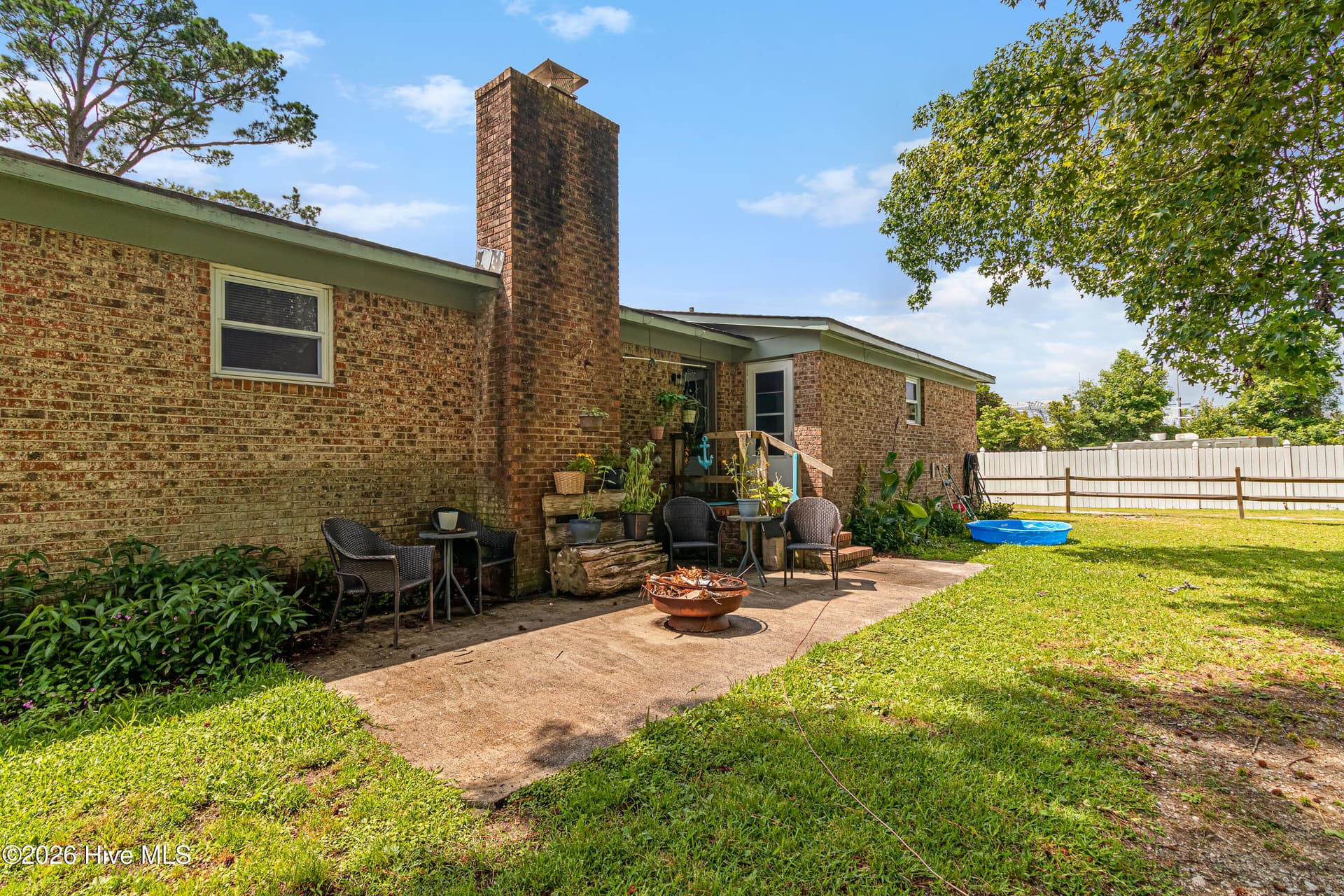 Single Family Residence at 500 Maple Lane, Morehead City, NC 28557, photo 20 of 29