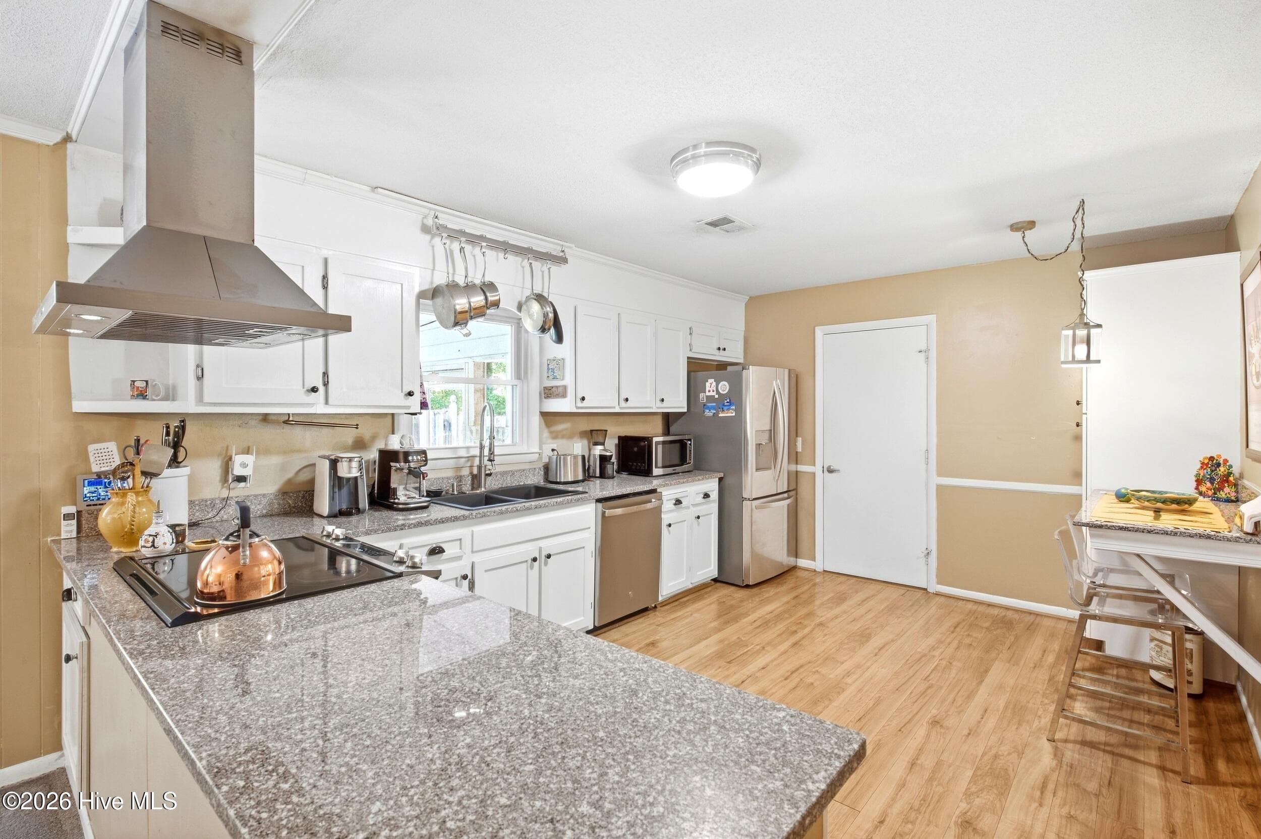 Single Family Residence at 135 Disney Drive, Wilmington, NC 28409, photo 16 of 37