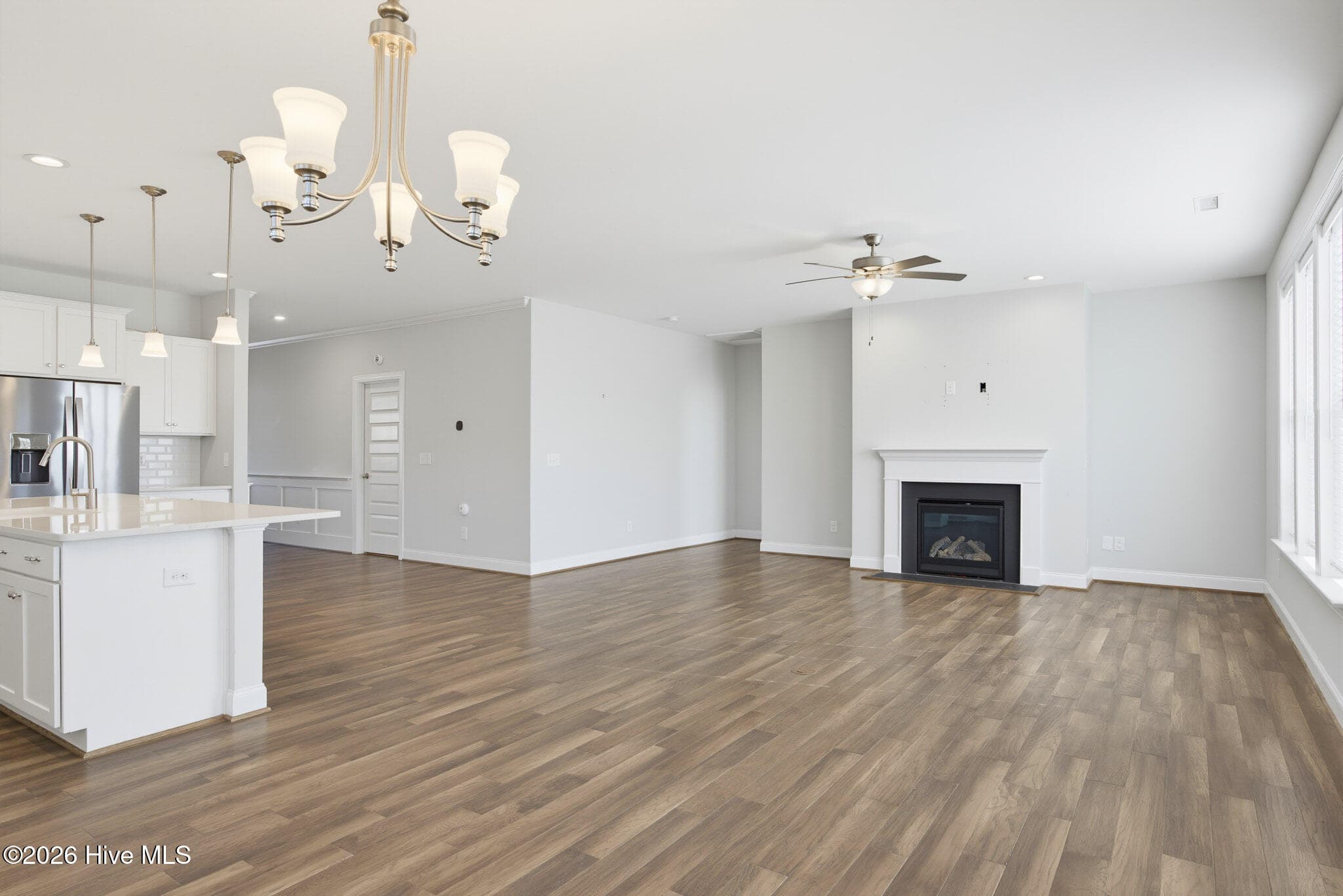 Single Family Residence at 13 Meon Lane, Hampstead, NC 28443, photo 20 of 64