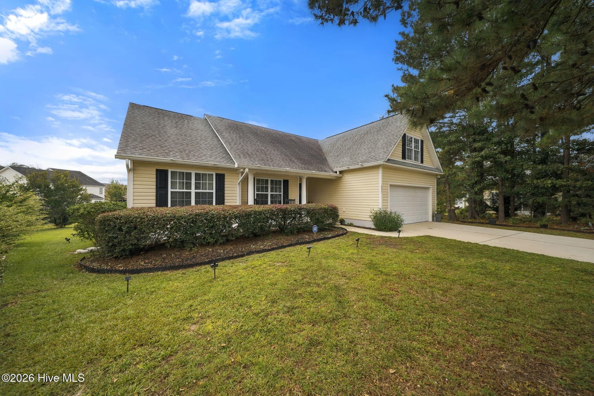 Single Family Residence at 205 Whitehill Road, Leland, NC 28451, photo 5 of 53