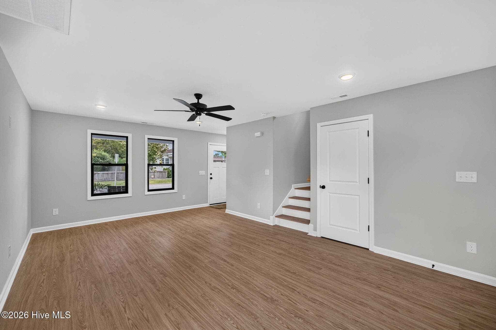 Single Family Residence at 1114 Orange Street, Wilmington, NC 28401, photo 5 of 31