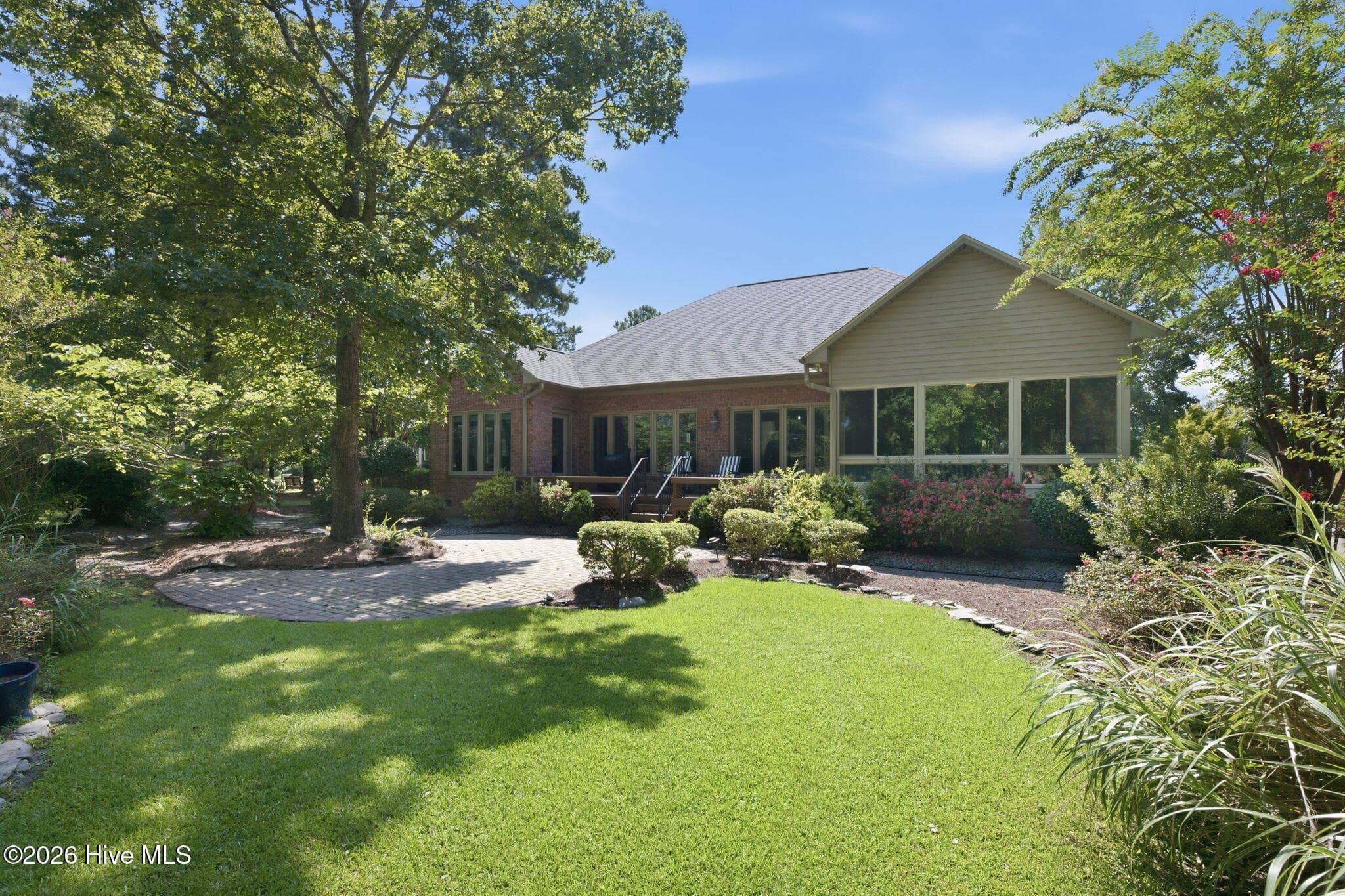 Single Family Residence at 230 Ticino Court, New Bern, NC 28562, photo 4 of 53