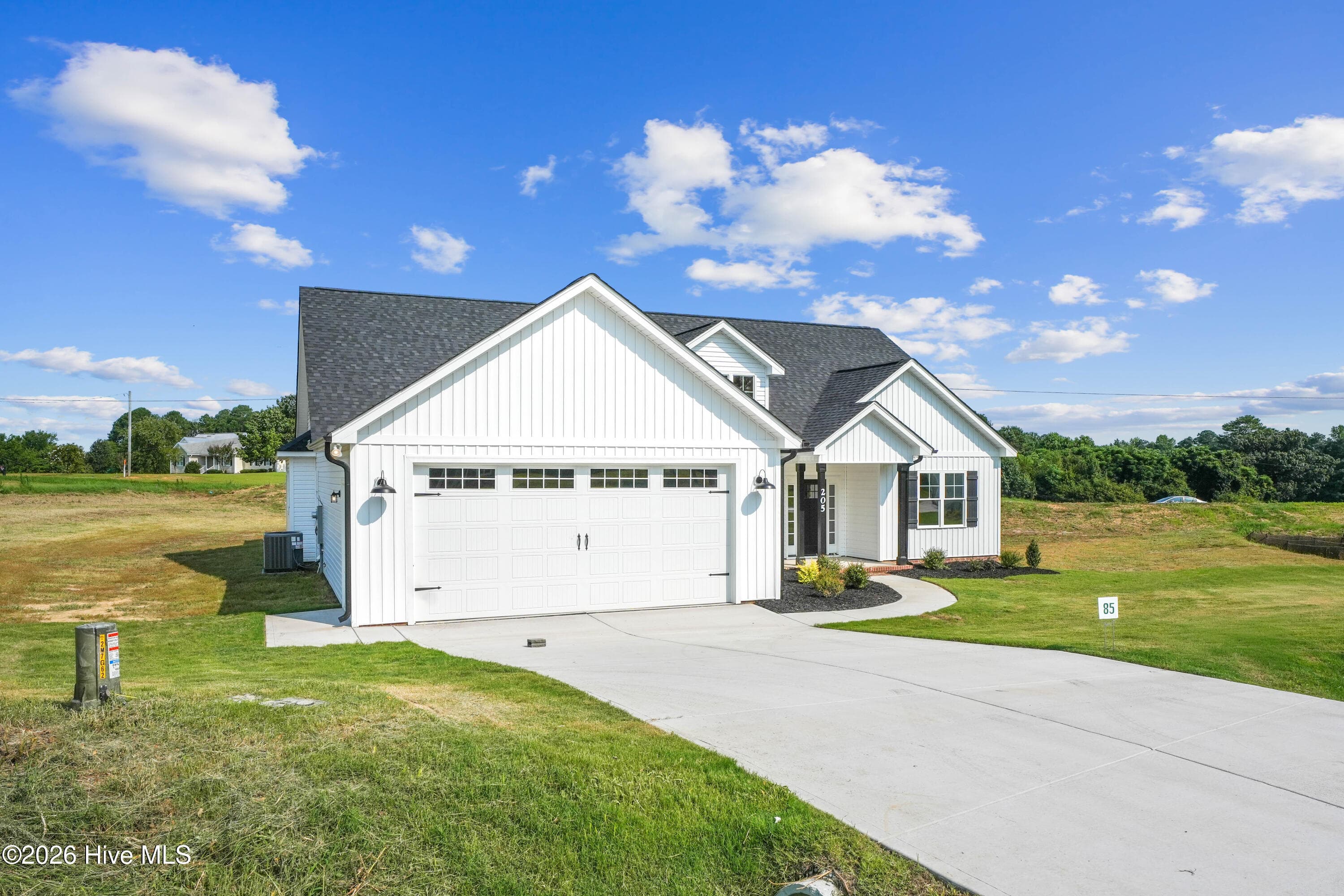 Single Family Residence at 205 N Rabbit Run Drive, Smithfield, NC 27577, photo 36 of 127