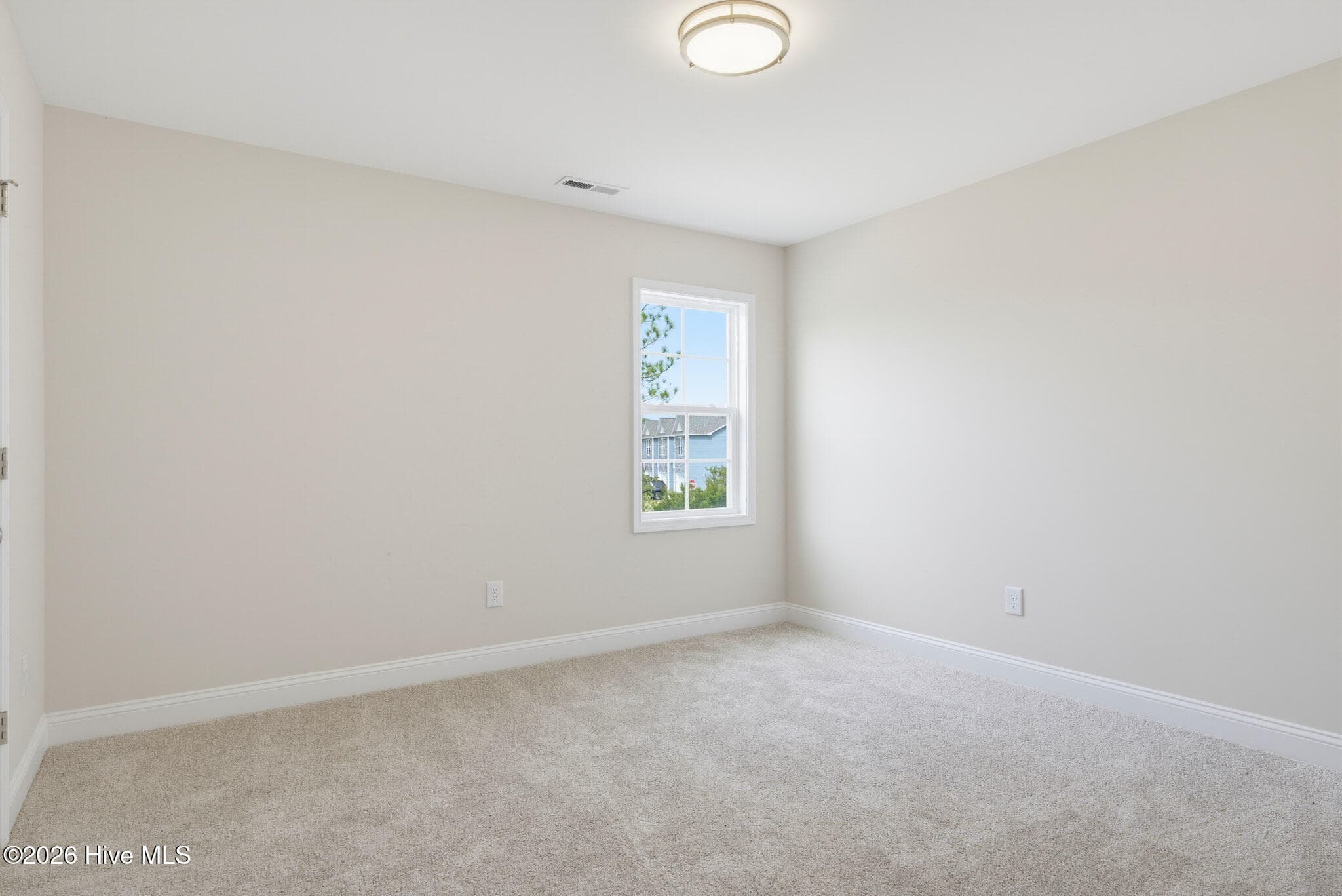 Townhouse at 305 Coastal Reef Court, Holly Ridge, NC 28445, photo 13 of 27