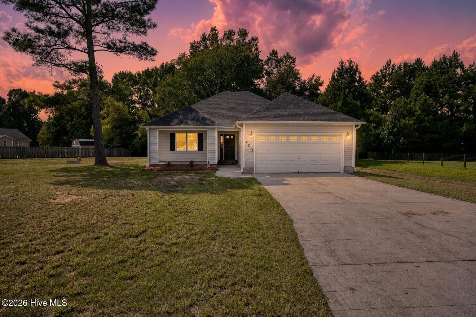 Single Family Residence at 303 Big Tree Lane, Chinquapin, NC 28521, photo 6 of 35